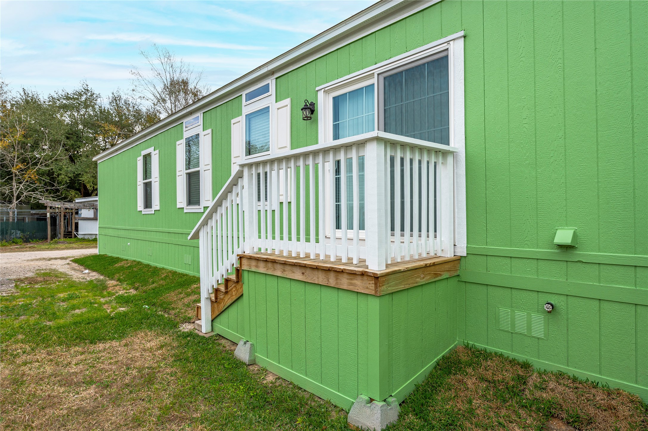 8700 Patricia Lane, #29, Hitchcock, TX 77563
