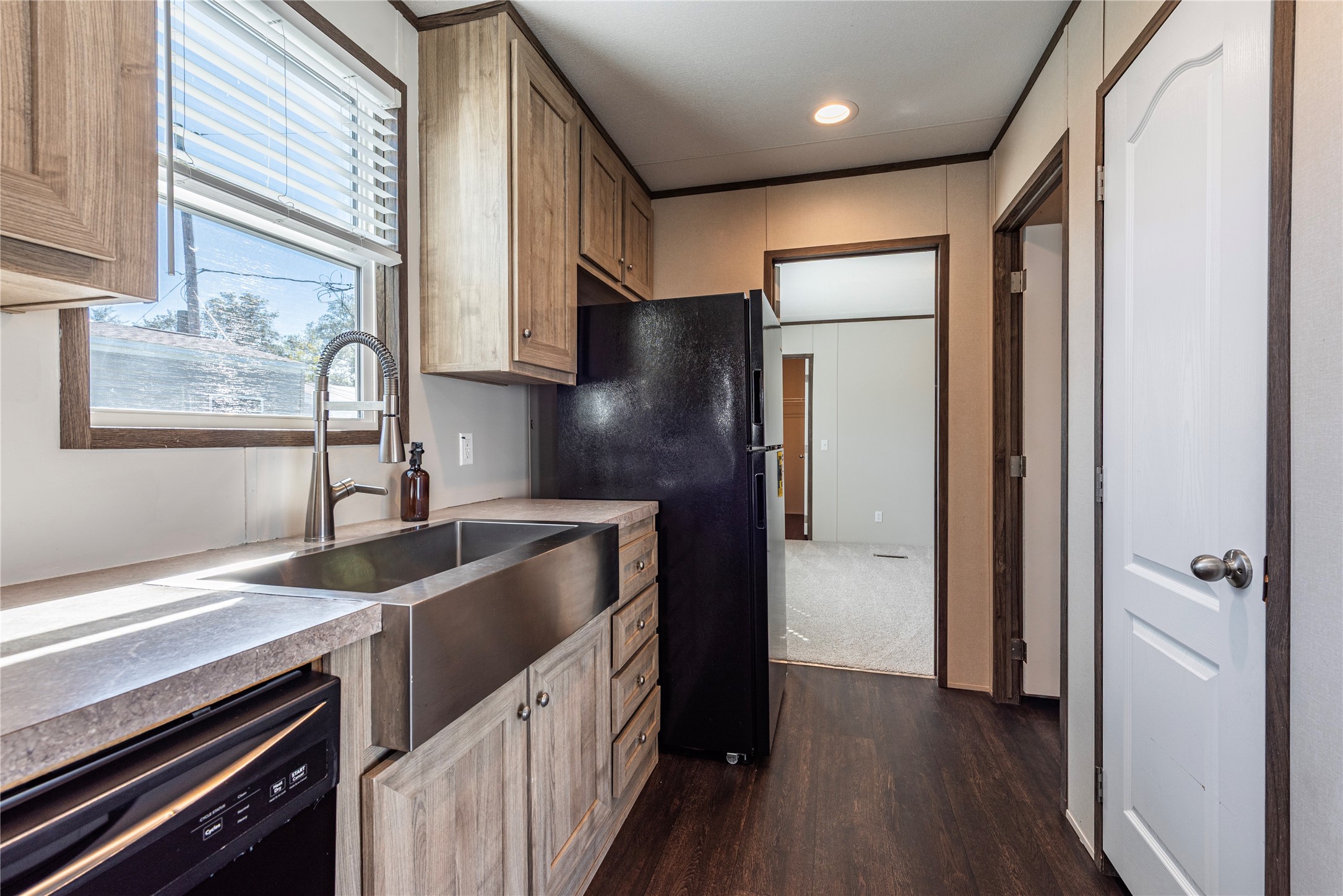8700 Patricia Lane, #29, Hitchcock, TX 77563