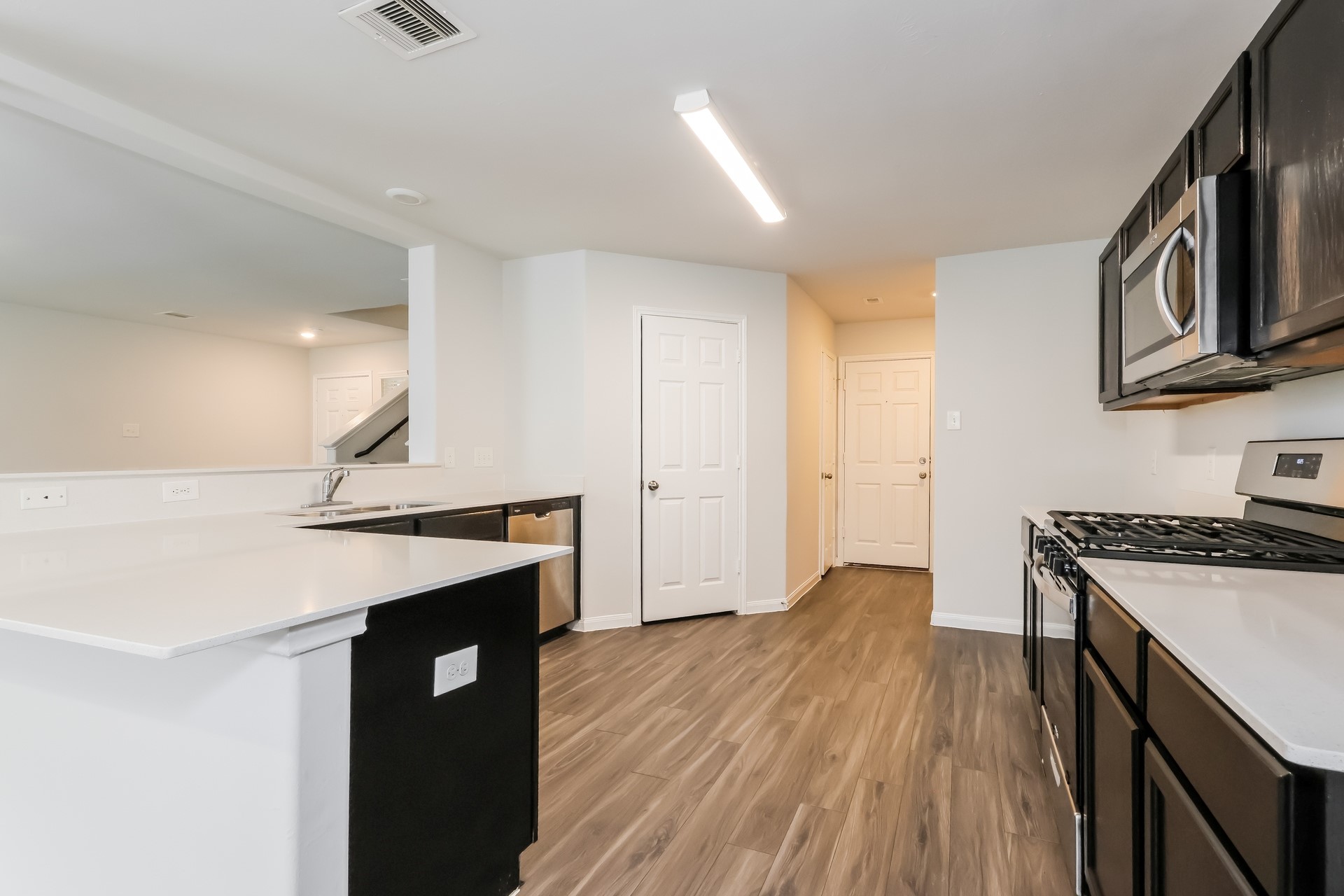 Photos may be representative of the floor plan and not the exact home. Finishes, layout, and features of the actual property for lease may vary.
