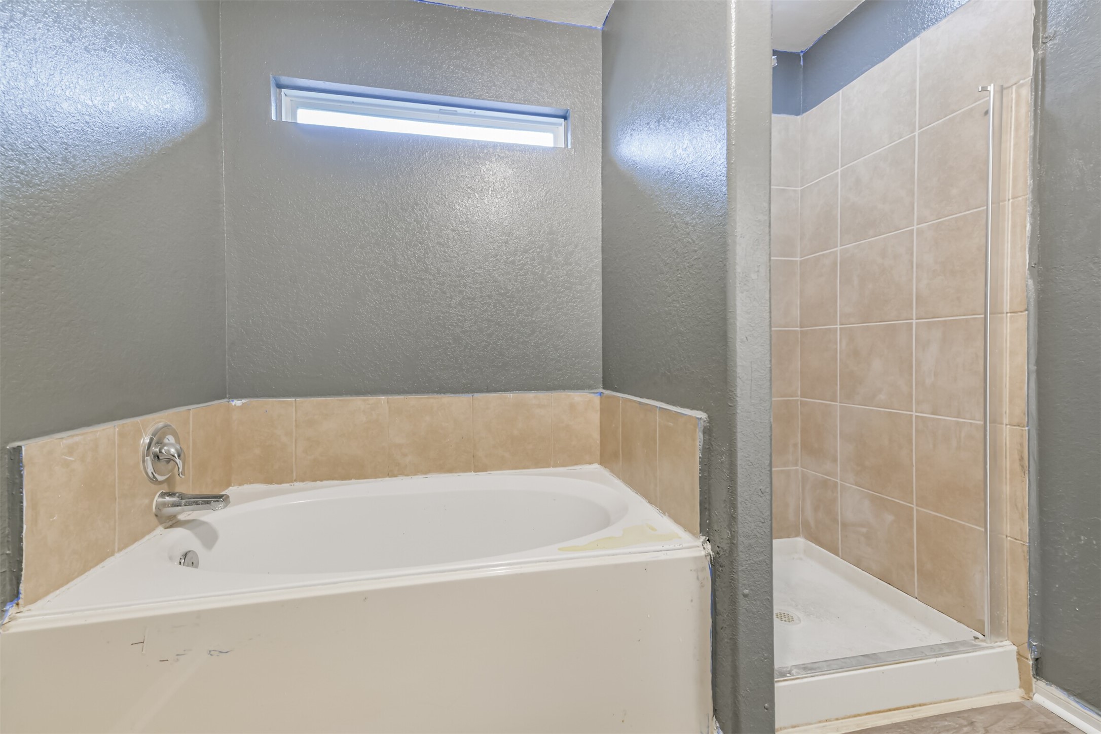1230 Newsome Glenn Drive, Houston, TX 77090