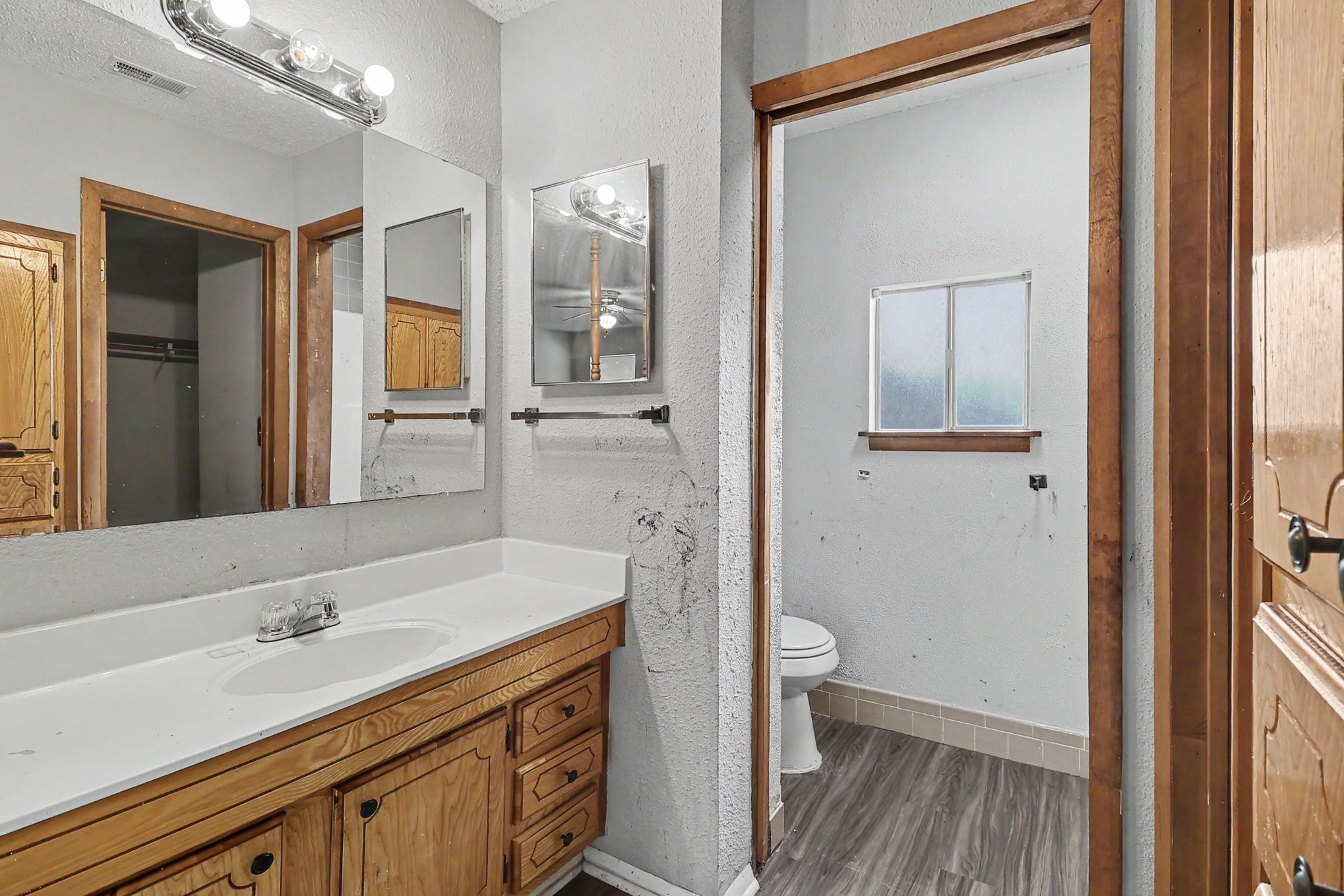 901 Westmont Drive, Houston, TX 77015