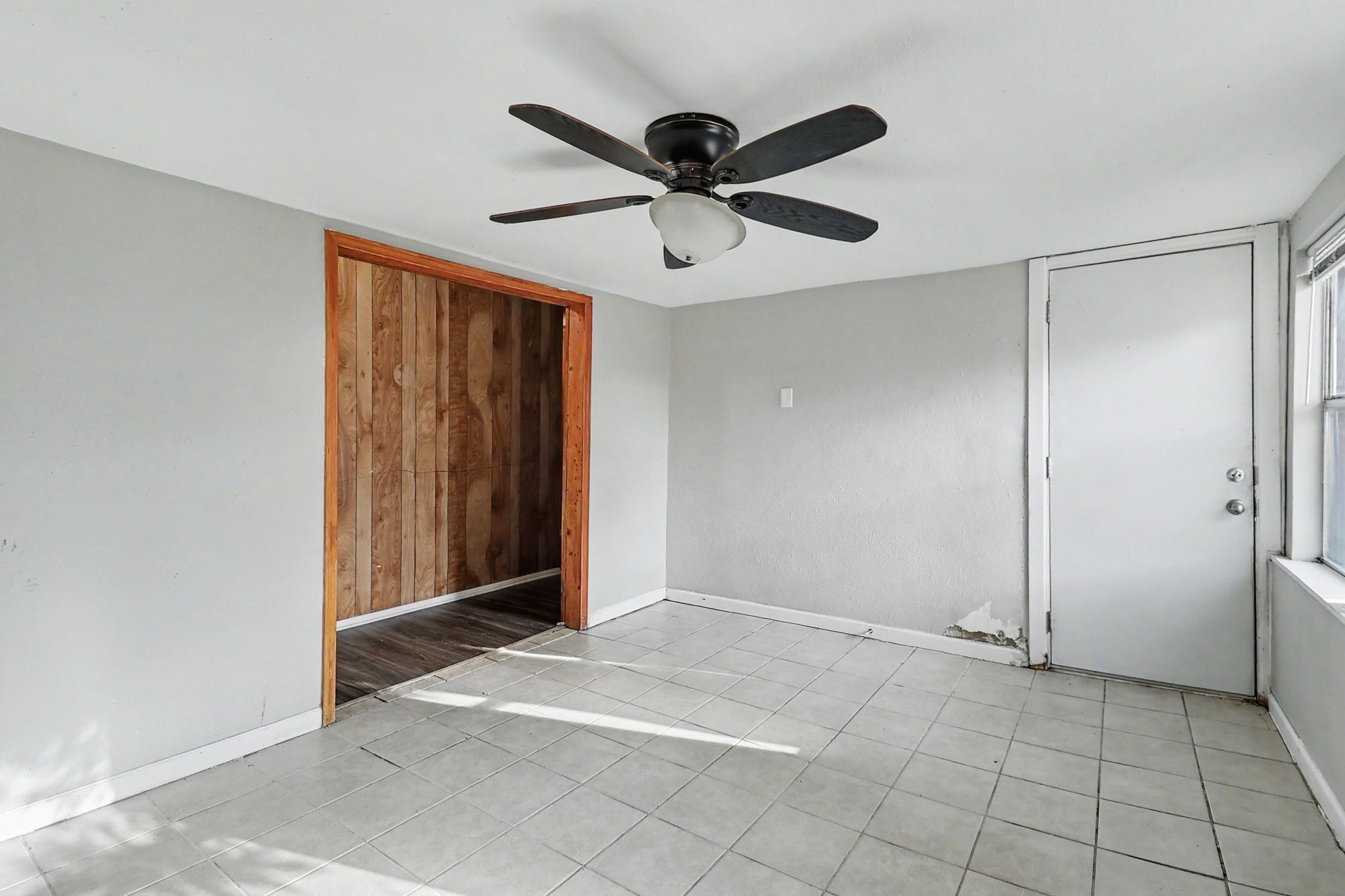 901 Westmont Drive, Houston, TX 77015