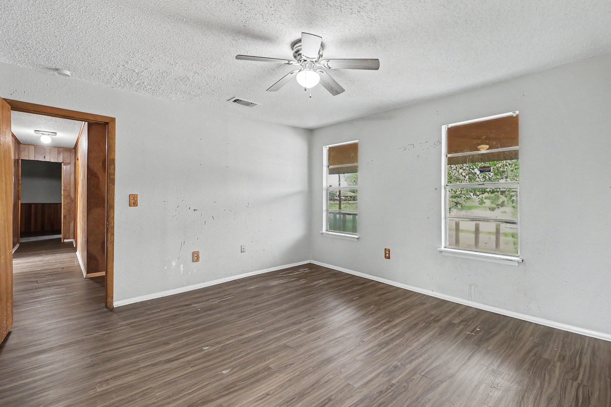 901 Westmont Drive, Houston, TX 77015