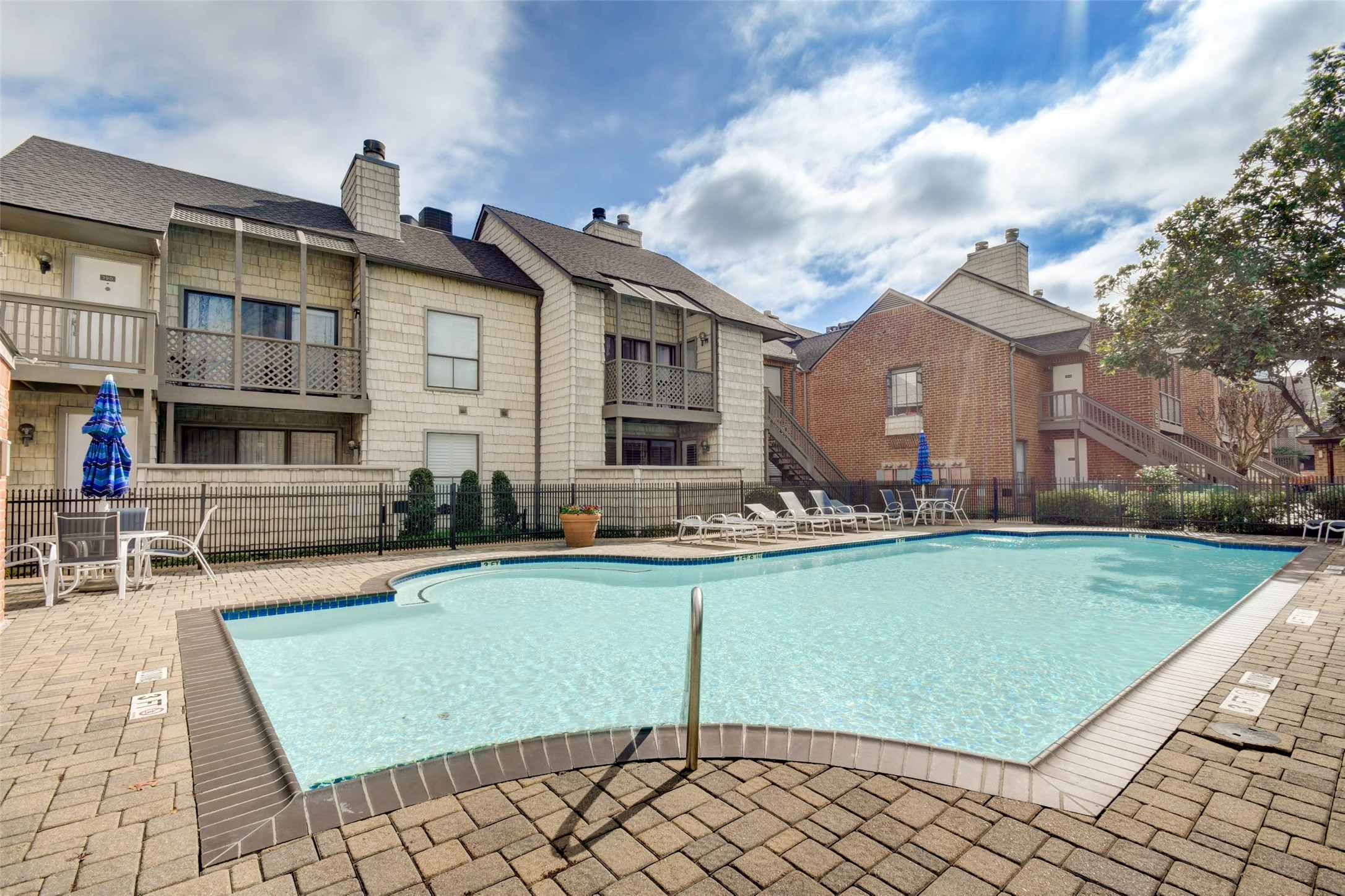 2829 Timmons Lane, #138, Houston, TX 77027