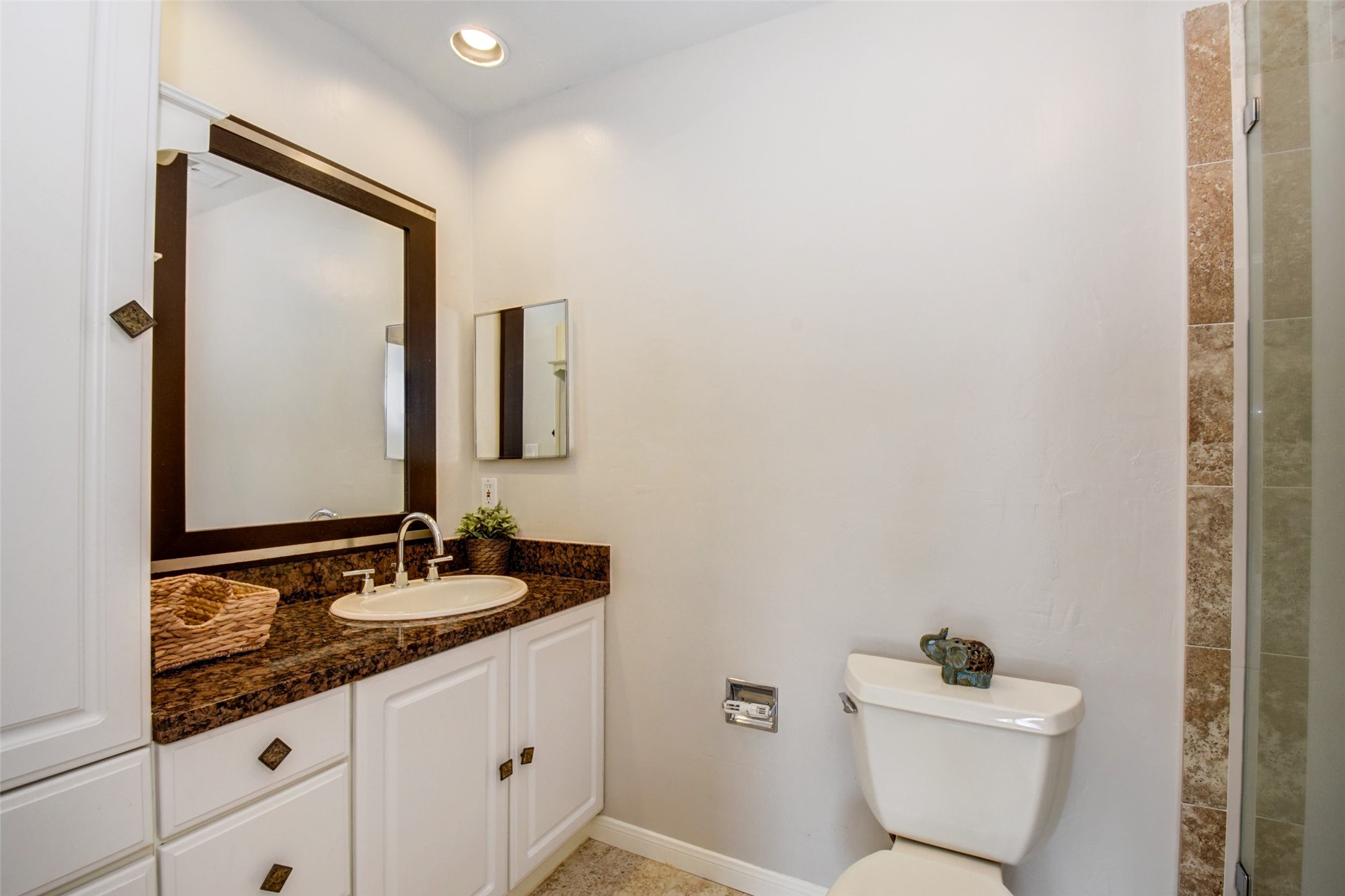 2829 Timmons Lane, #138, Houston, TX 77027