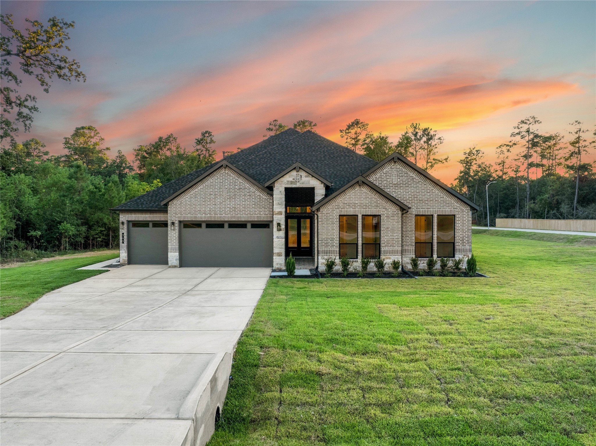 343 Louvenia Court, Pinehurst, TX 77362