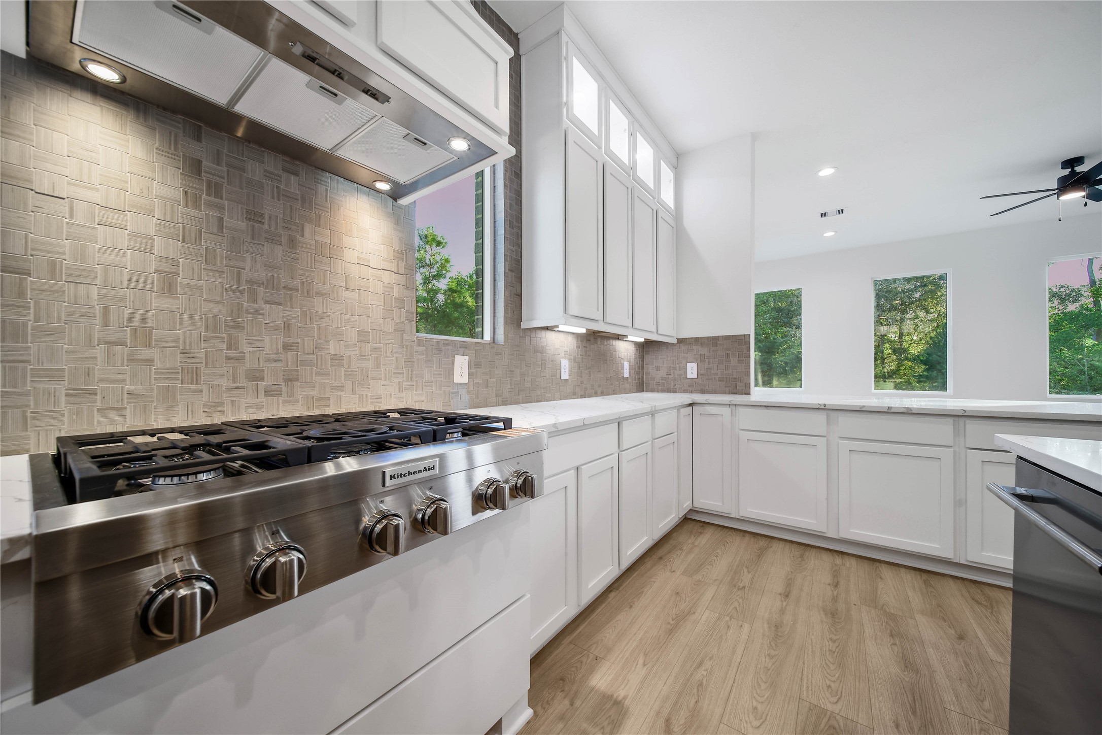 343 Louvenia Court, Pinehurst, TX 77362