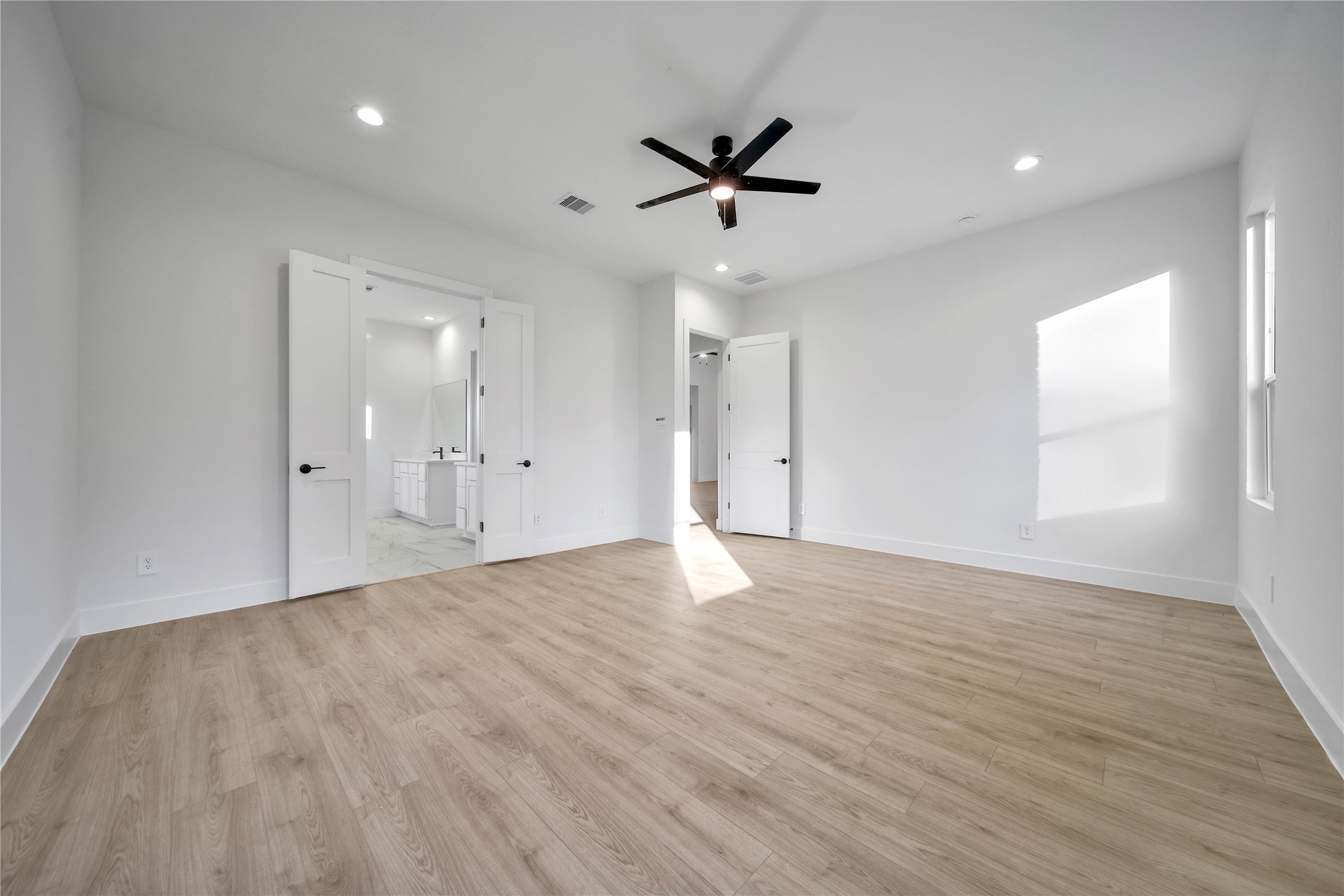343 Louvenia Court, Pinehurst, TX 77362