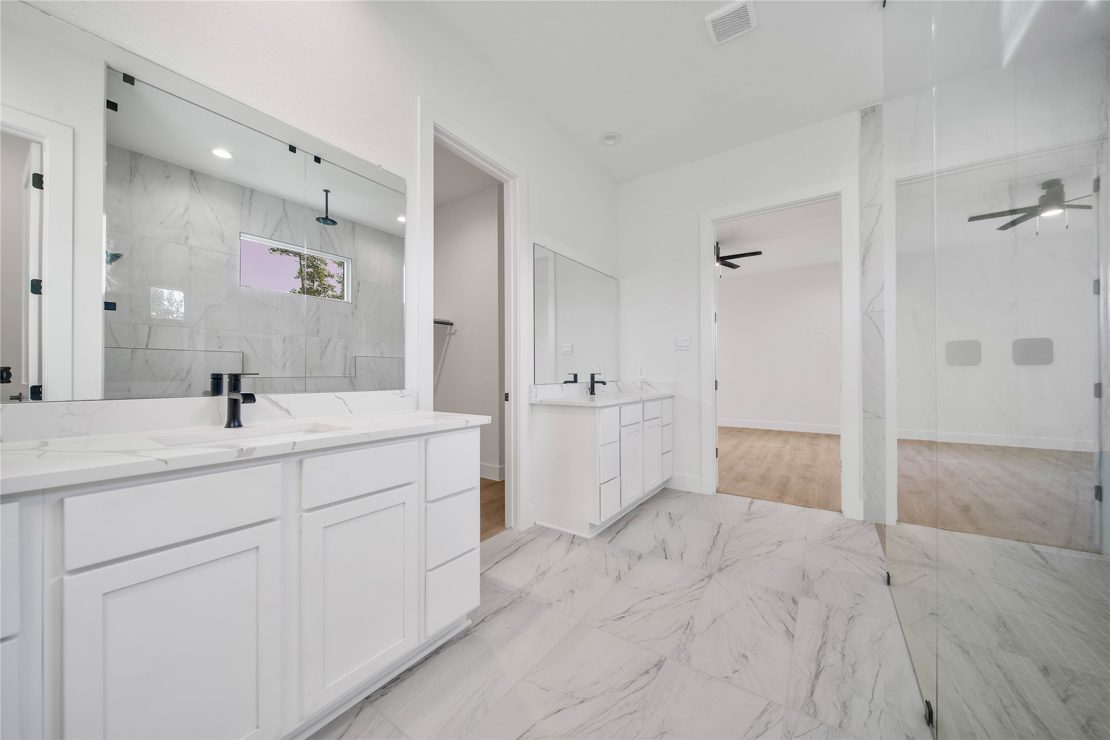343 Louvenia Court, Pinehurst, TX 77362