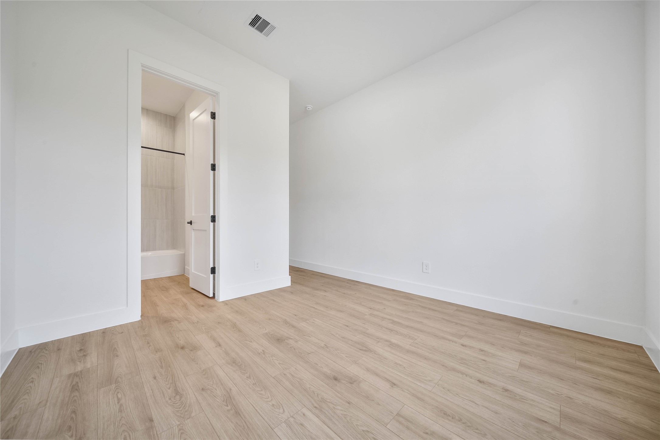 343 Louvenia Court, Pinehurst, TX 77362
