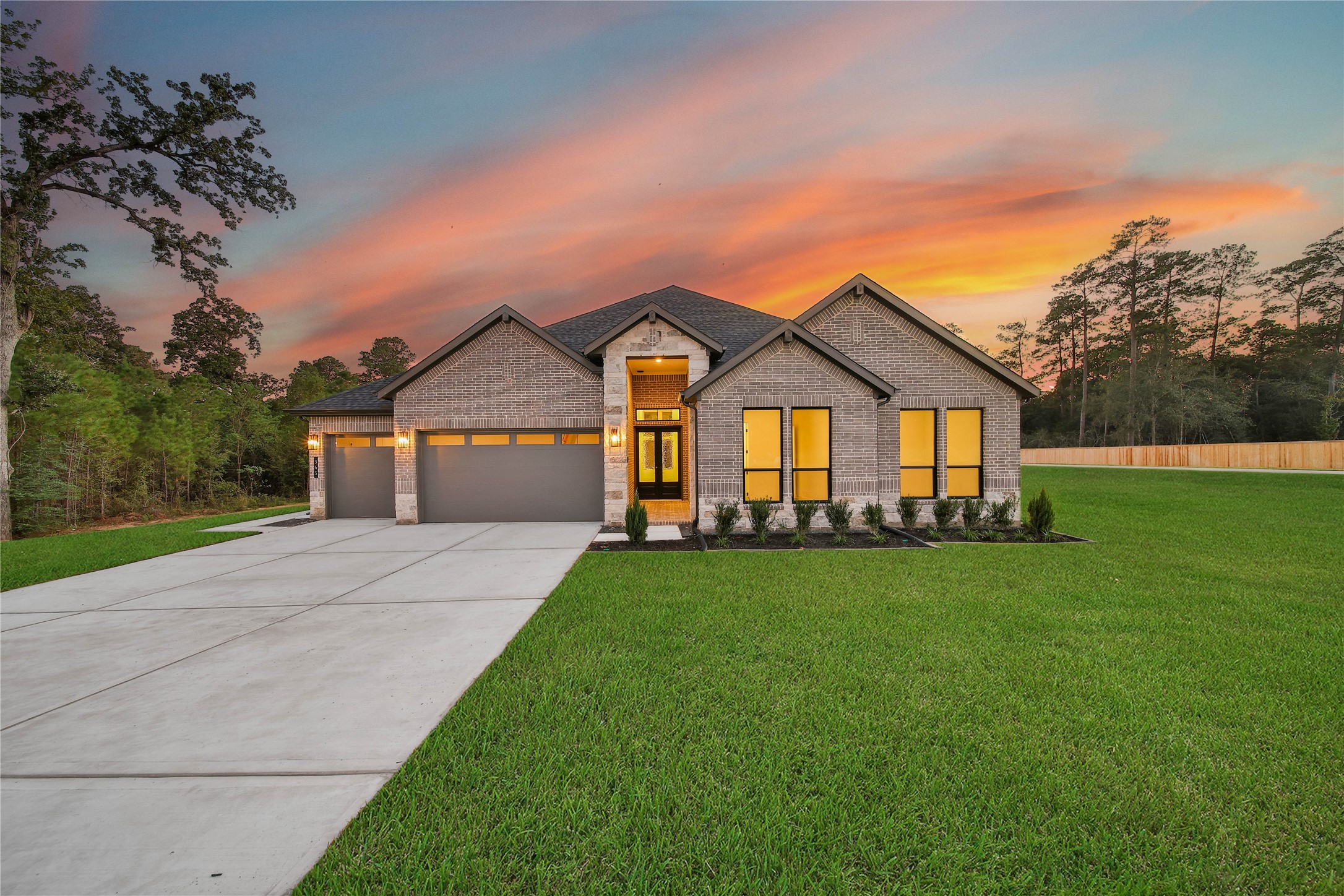 343 Louvenia Court, Pinehurst, TX 77362