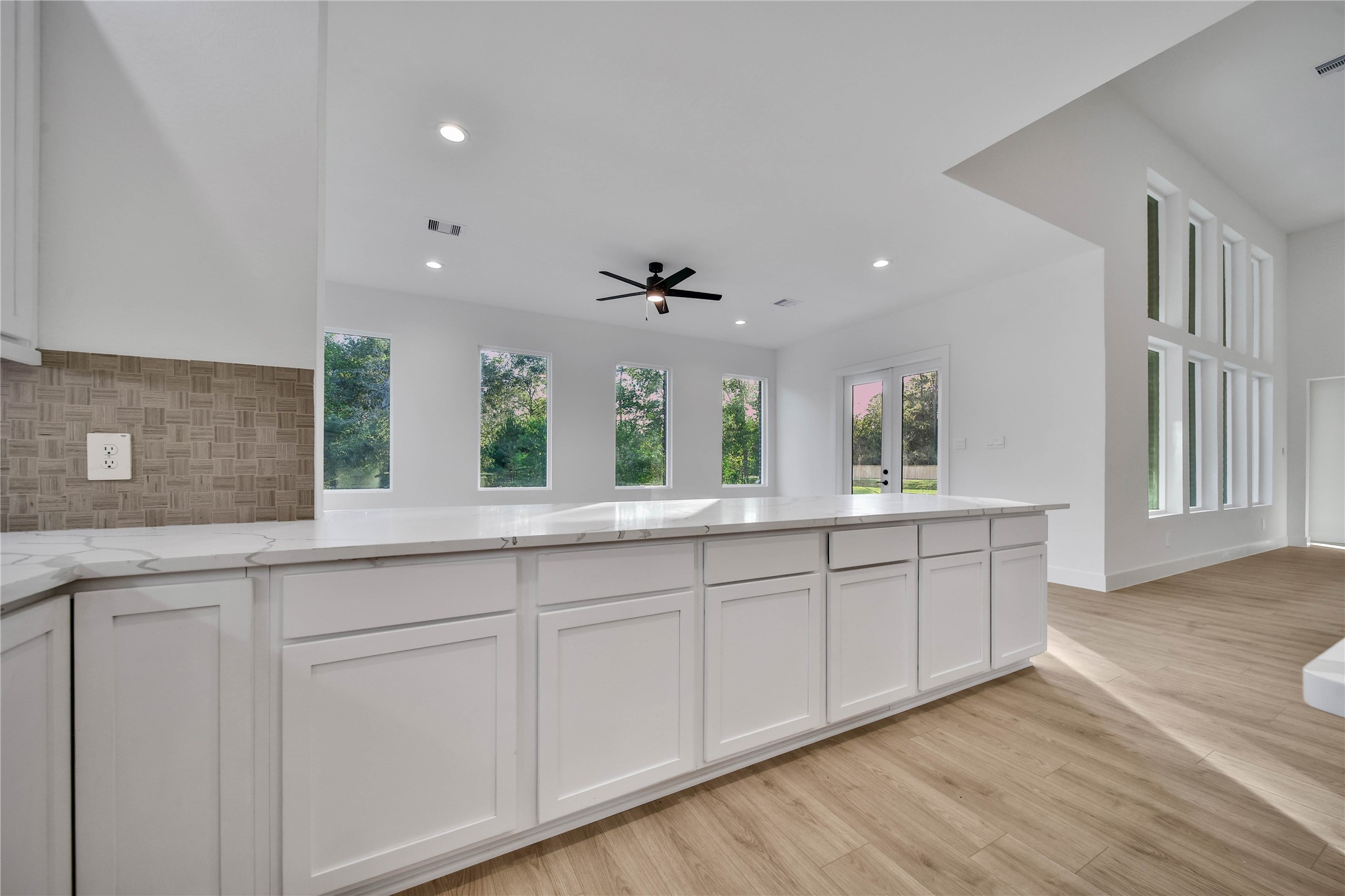 343 Louvenia Court, Pinehurst, TX 77362