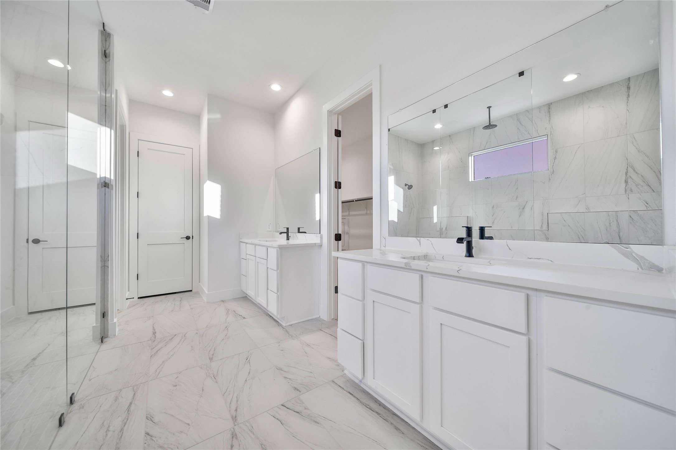 343 Louvenia Court, Pinehurst, TX 77362