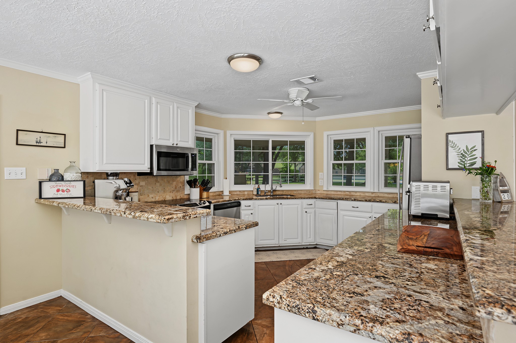 Lovely kitchen that opens to the breakfast room and living room!