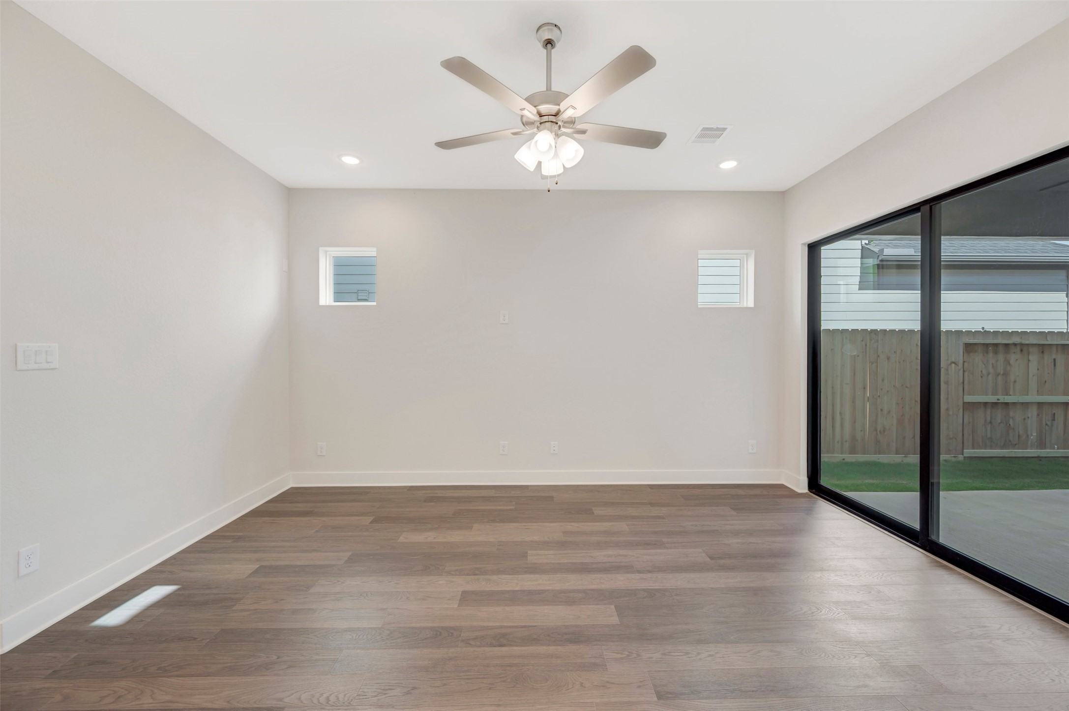 16734 Vibrant Avenue, Hockley, TX 77447