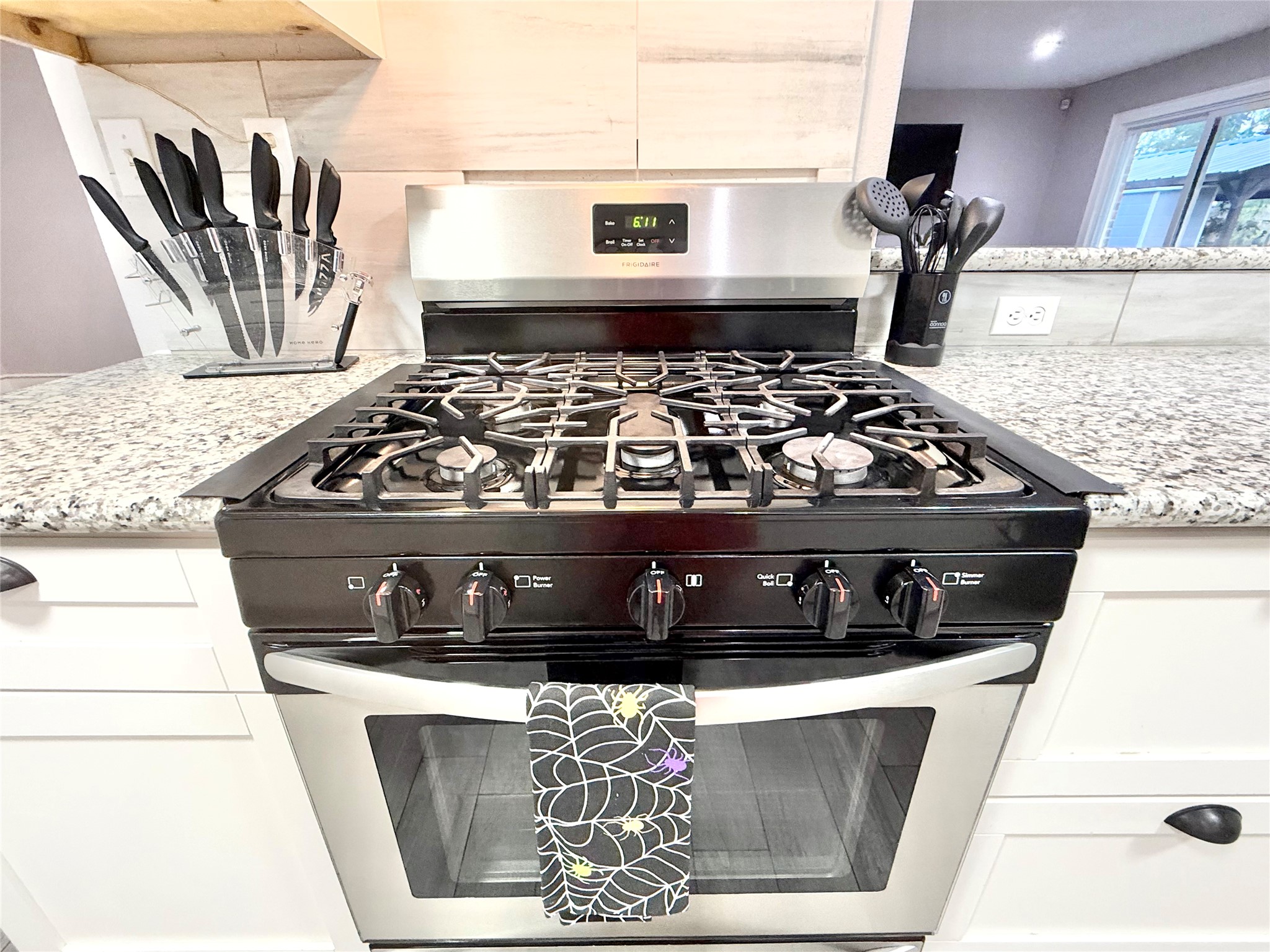 Beautiful Gas Stove and range