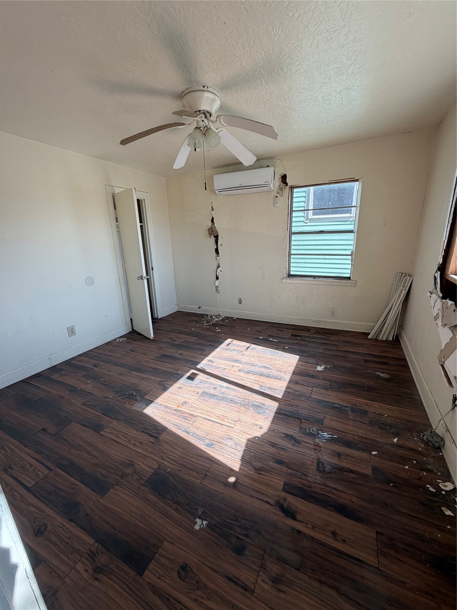 3414 Sealy Street, #UP, Galveston, TX 77550