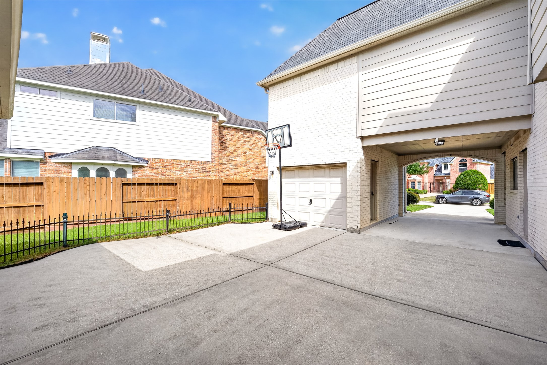 2578 Costa Mesa Circle, League City, TX 77573