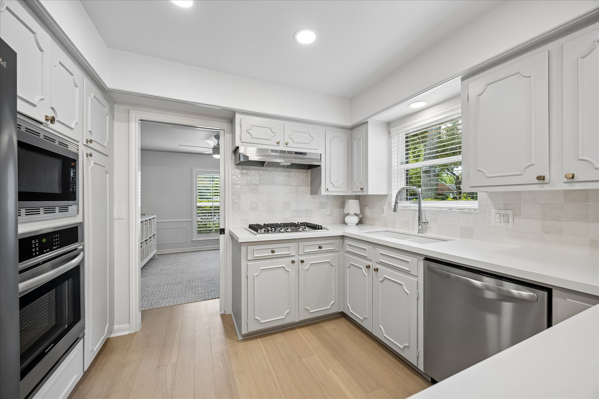 10050 Wickersham Lane, Houston, TX 77042