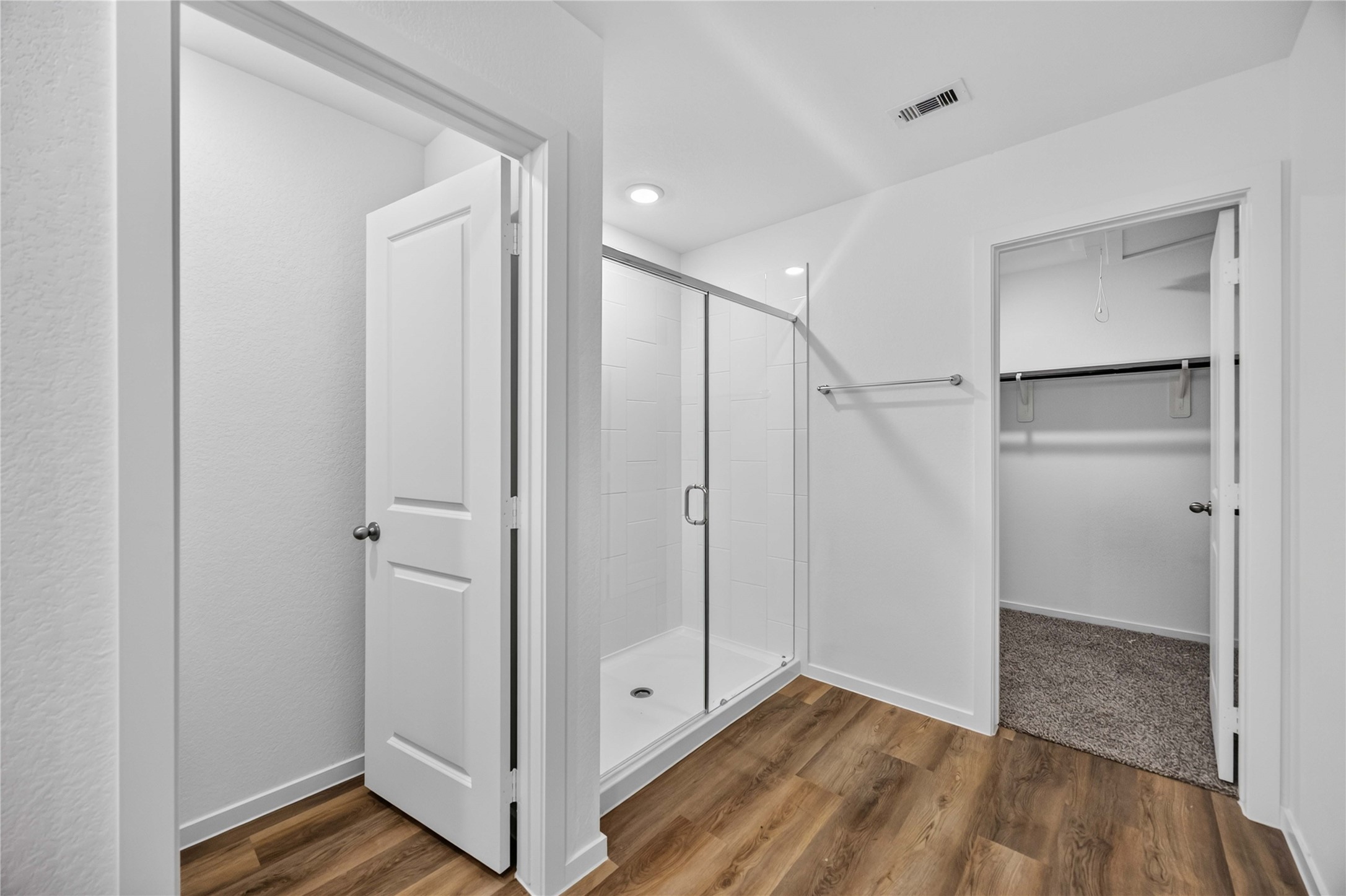 5212 Greengrass Willow Way, Houston, TX 77048