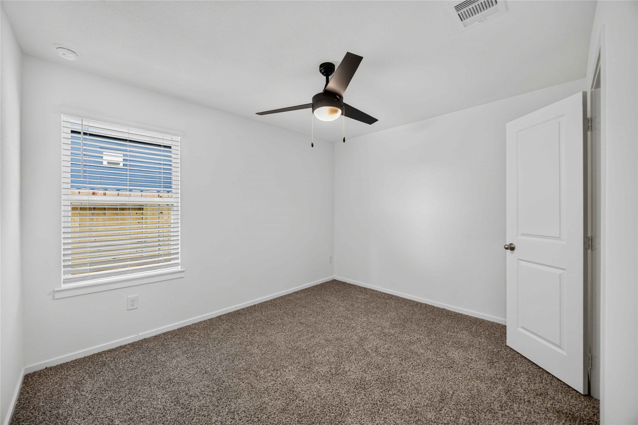 5212 Greengrass Willow Way, Houston, TX 77048