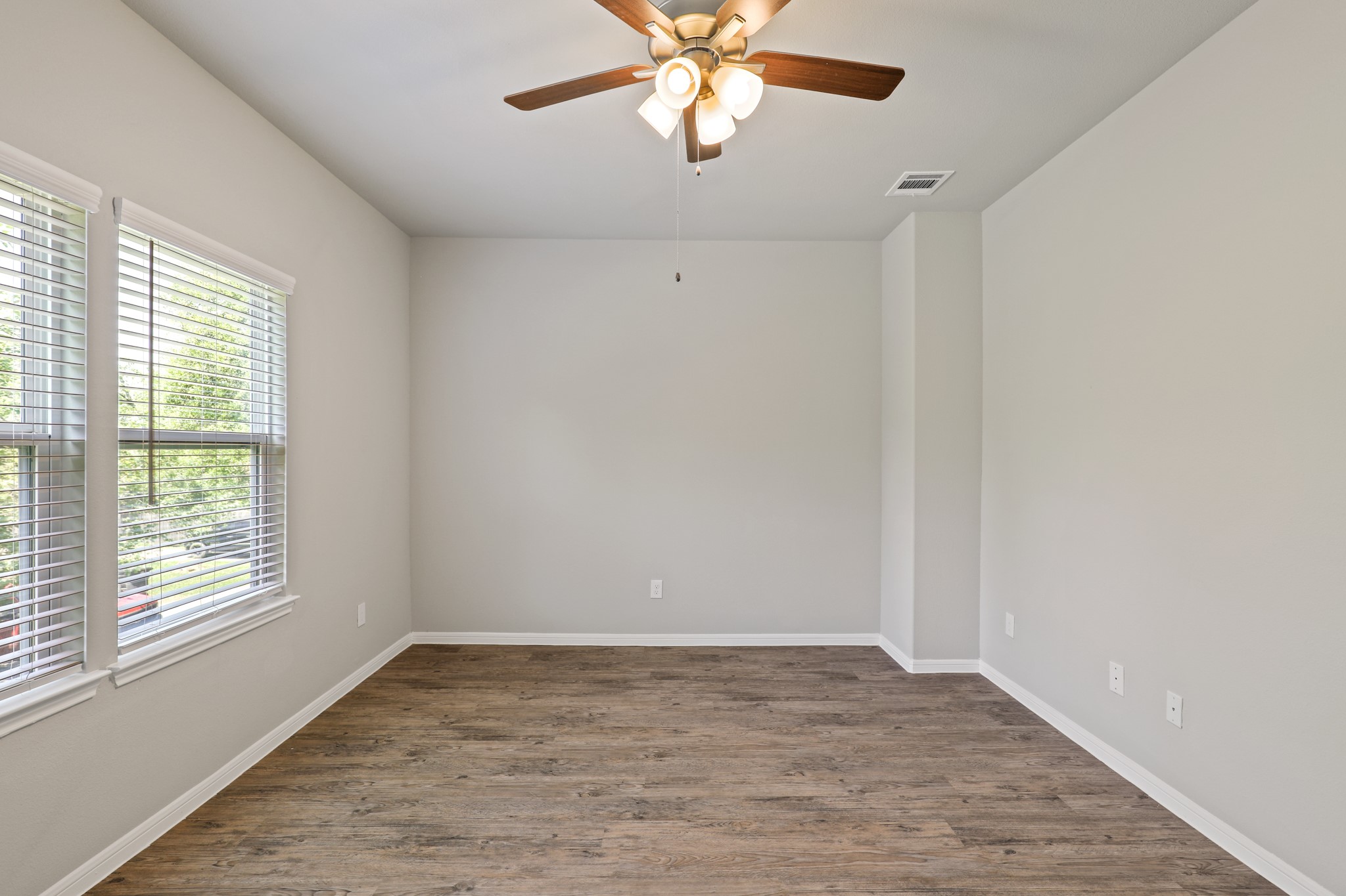 13502 Axel Lane, Houston, TX 77047