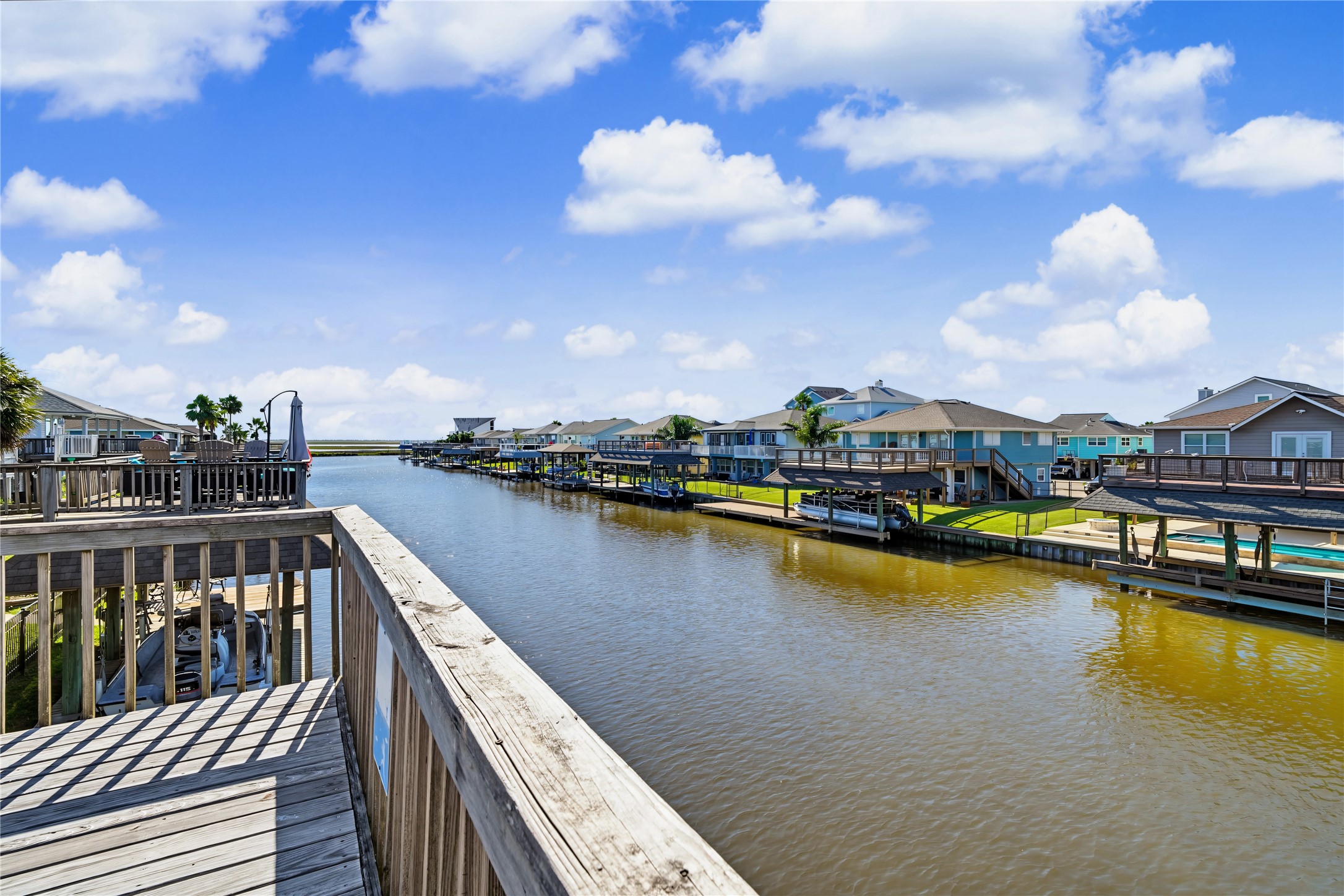 1187 Sailfish Street, Bayou Vista, TX 77563