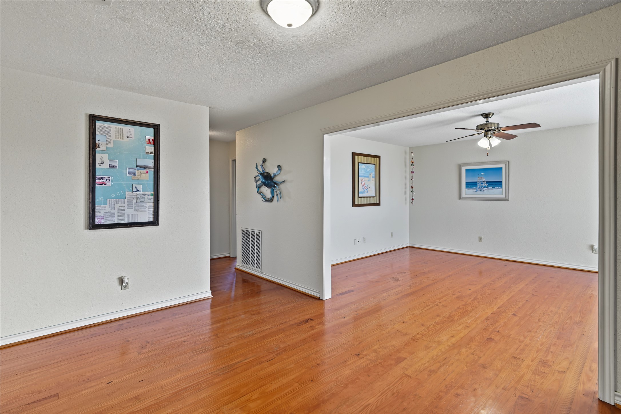 1187 Sailfish Street, Bayou Vista, TX 77563