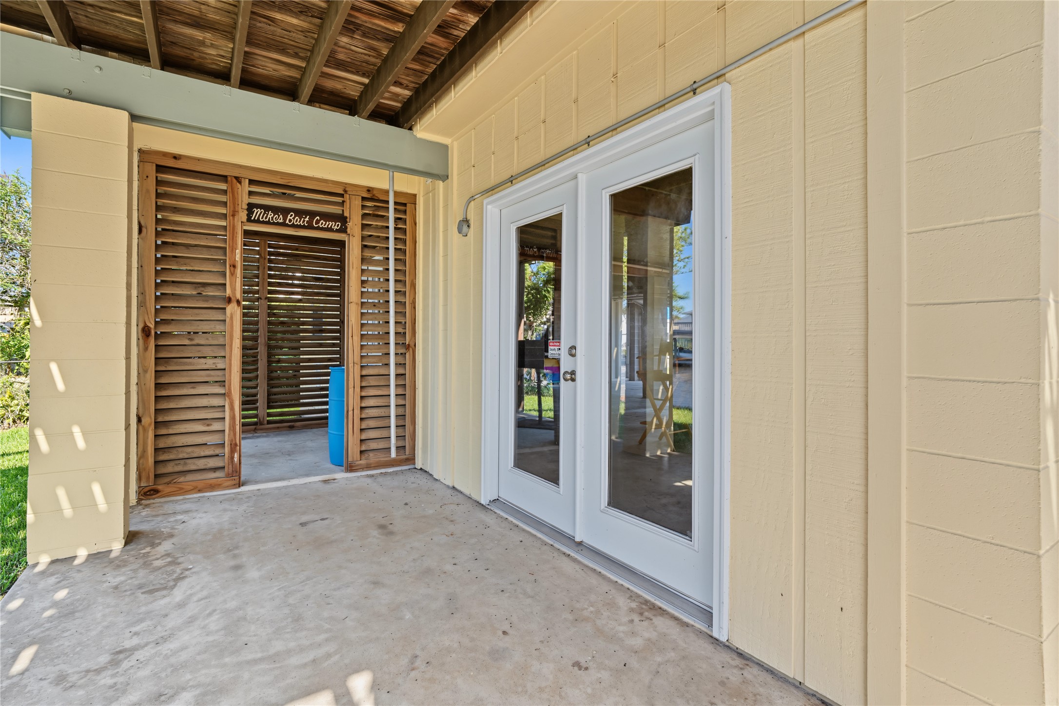 1187 Sailfish Street, Bayou Vista, TX 77563
