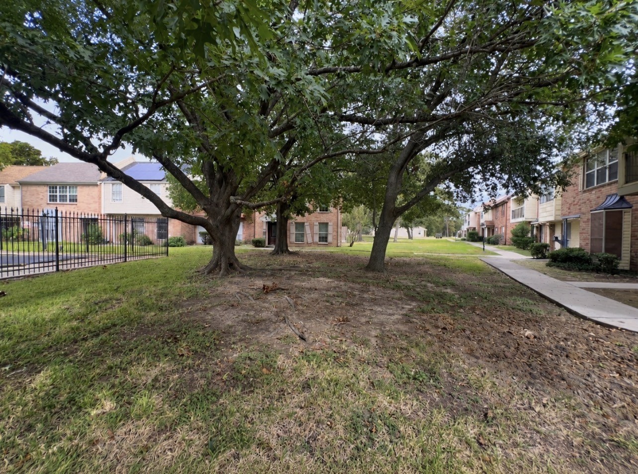 4711 Indian Trail, #4, Baytown, TX 77521