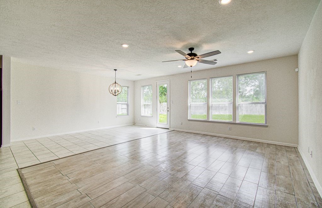 14126 Harmony Ridge Trail, Pearland, TX 77584
