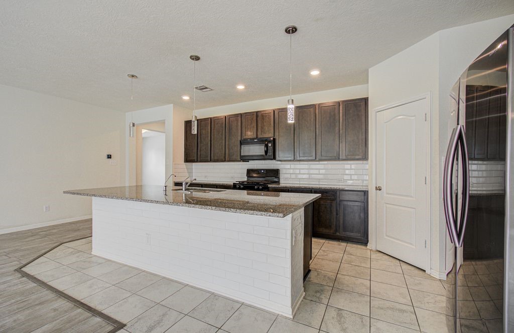 14126 Harmony Ridge Trail, Pearland, TX 77584