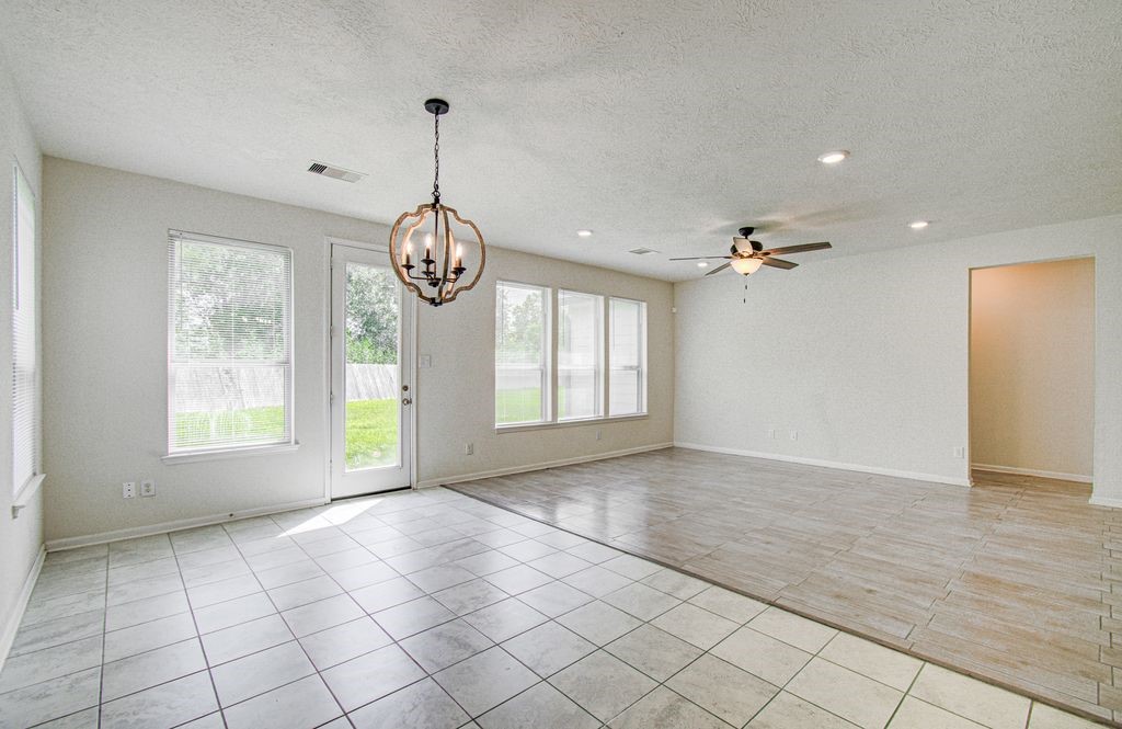 14126 Harmony Ridge Trail, Pearland, TX 77584