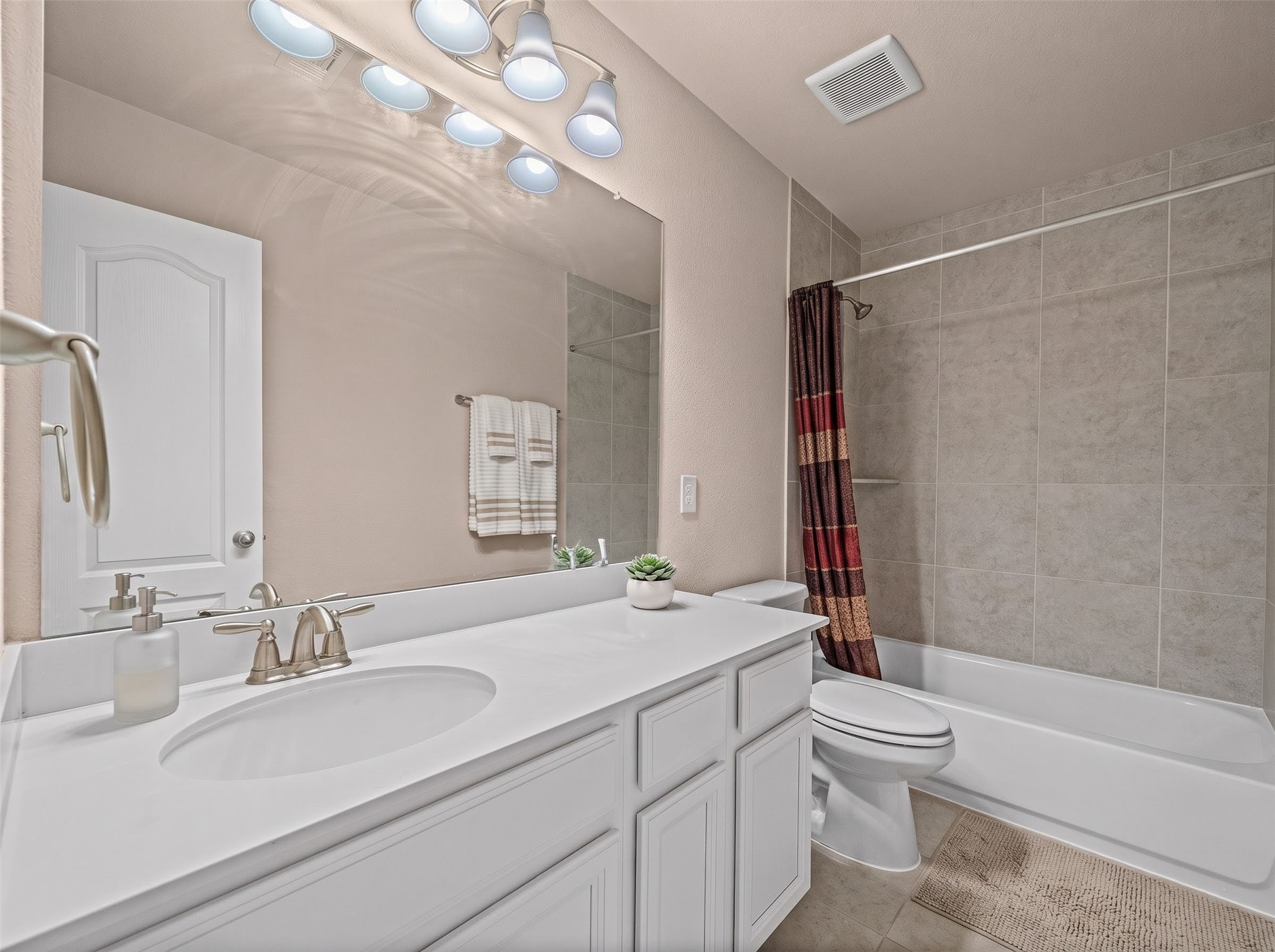 8403 Remington Bluff Lane, Richmond, TX 77407