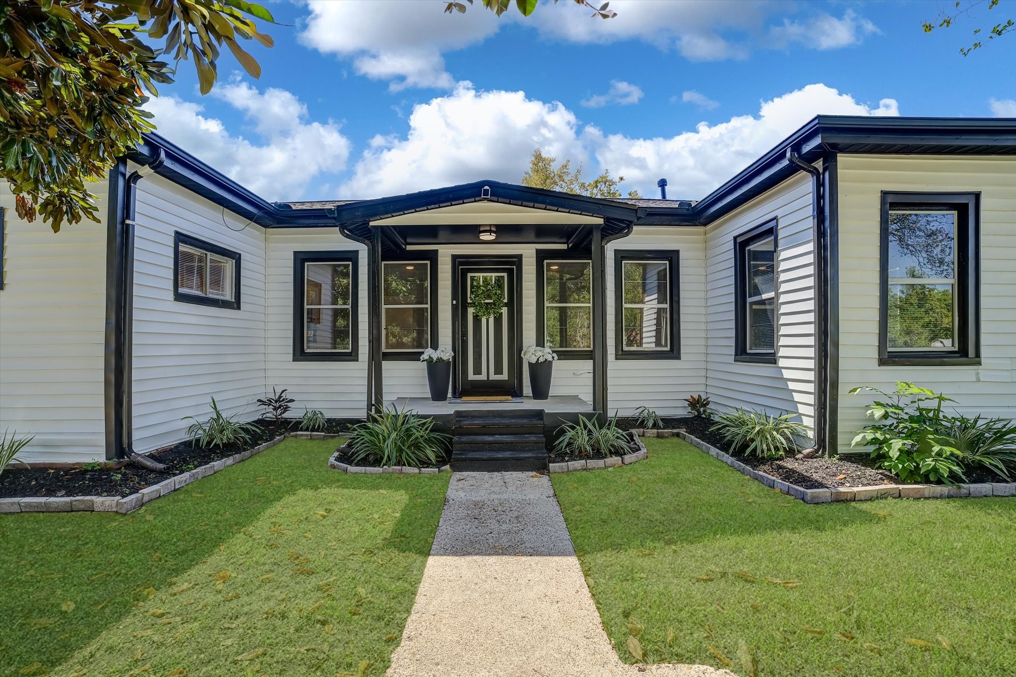 6405 Woodrow Street, Texas City, TX 77591