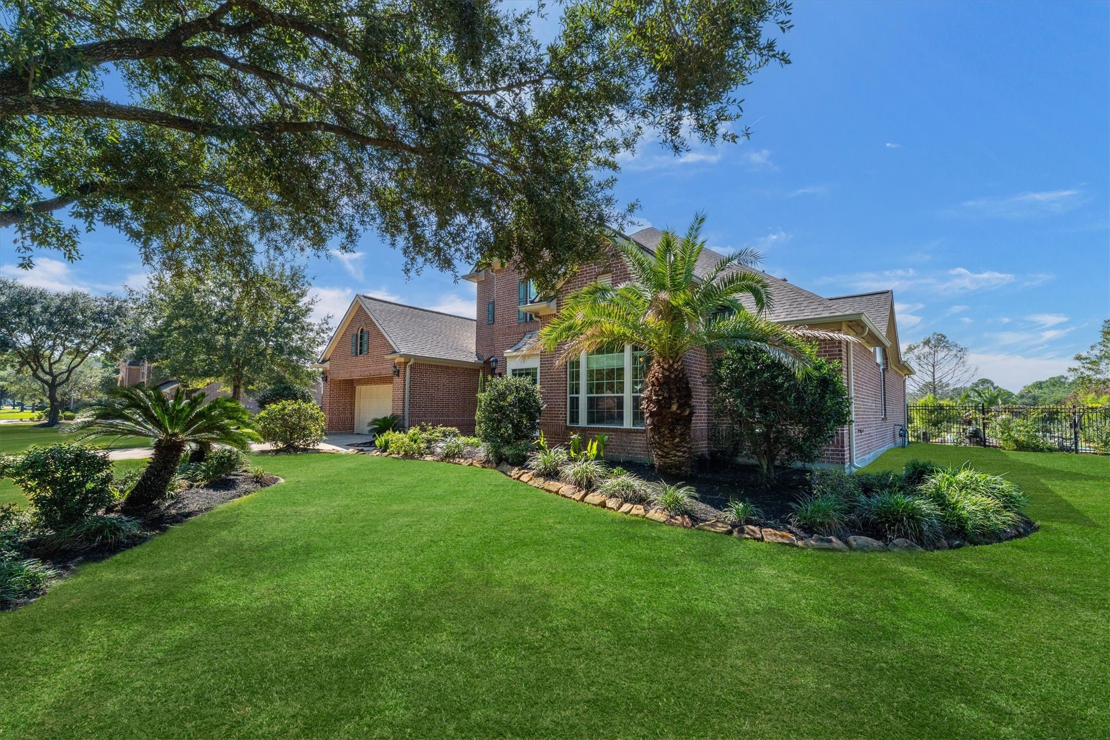 43 Highclere Park Drive, Spring, TX 77379