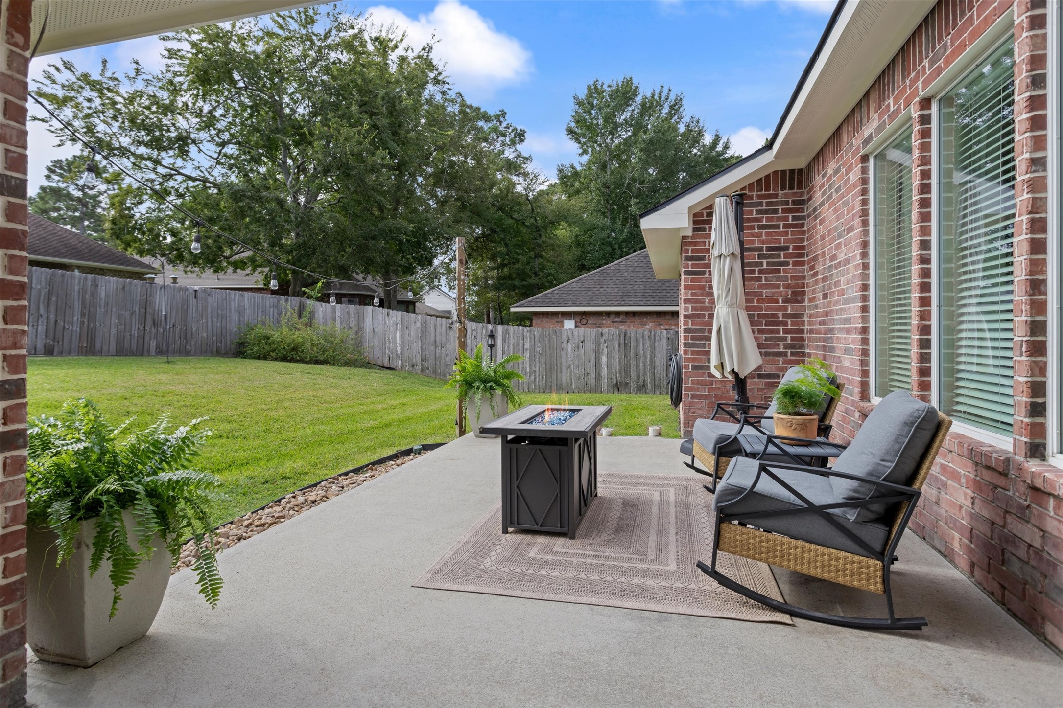 12762 Point Aquarius Boulevard, Willis, TX 77318