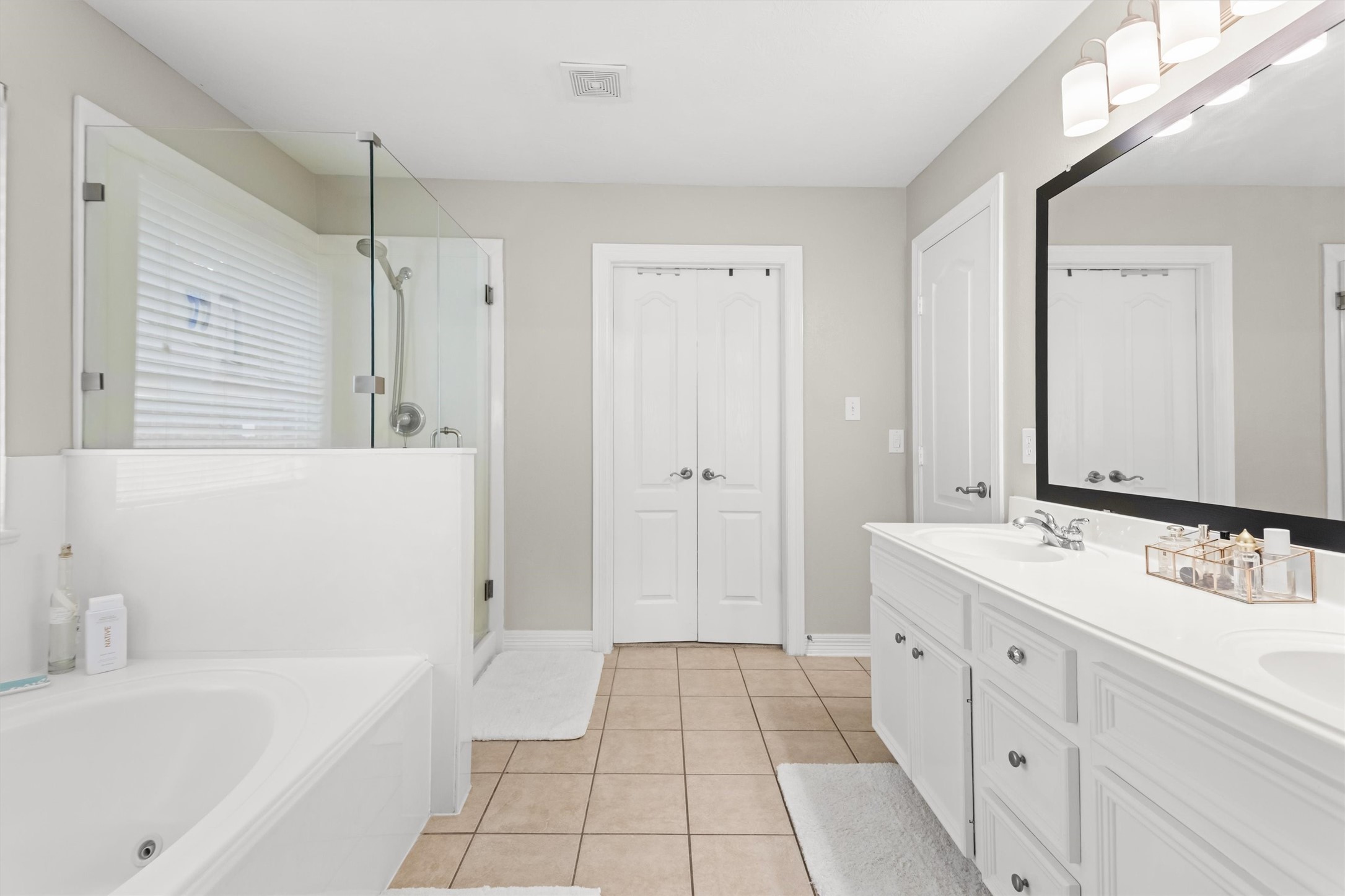 12762 Point Aquarius Boulevard, Willis, TX 77318