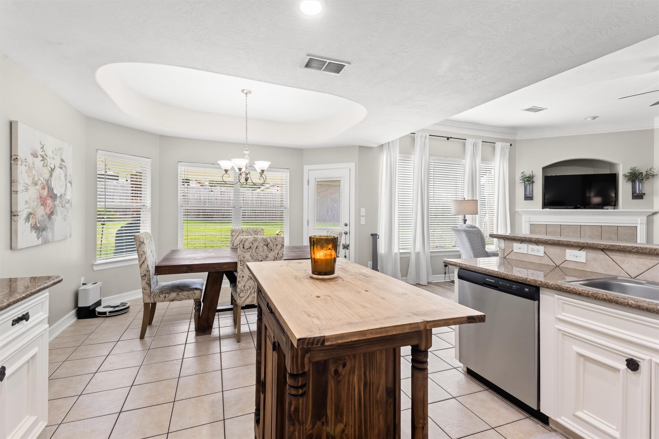 12762 Point Aquarius Boulevard, Willis, TX 77318