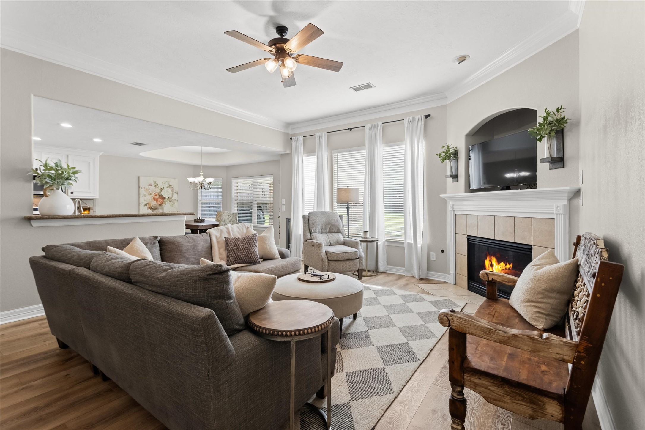 12762 Point Aquarius Boulevard, Willis, TX 77318