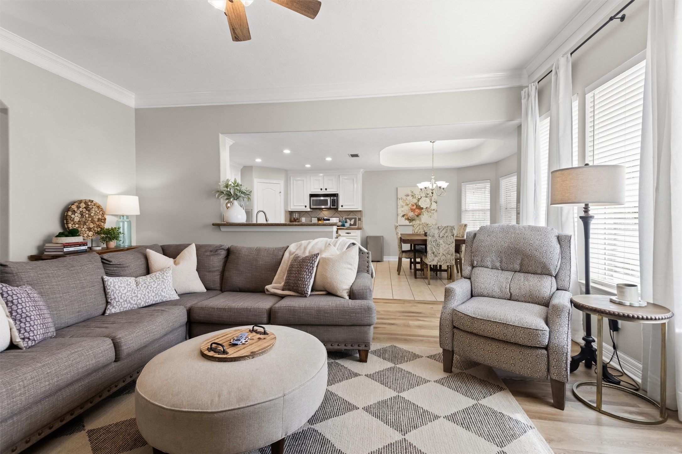 12762 Point Aquarius Boulevard, Willis, TX 77318