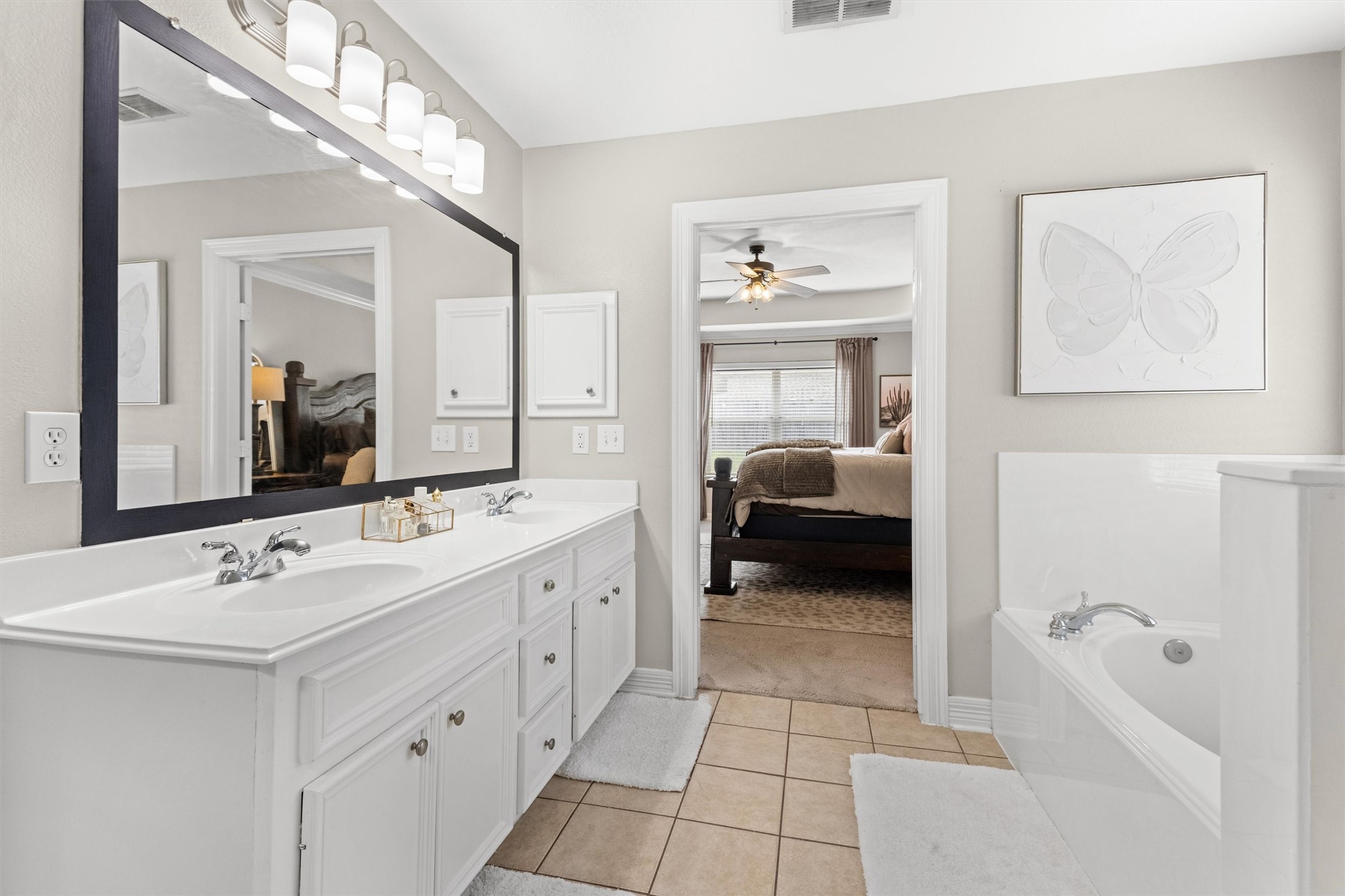 12762 Point Aquarius Boulevard, Willis, TX 77318