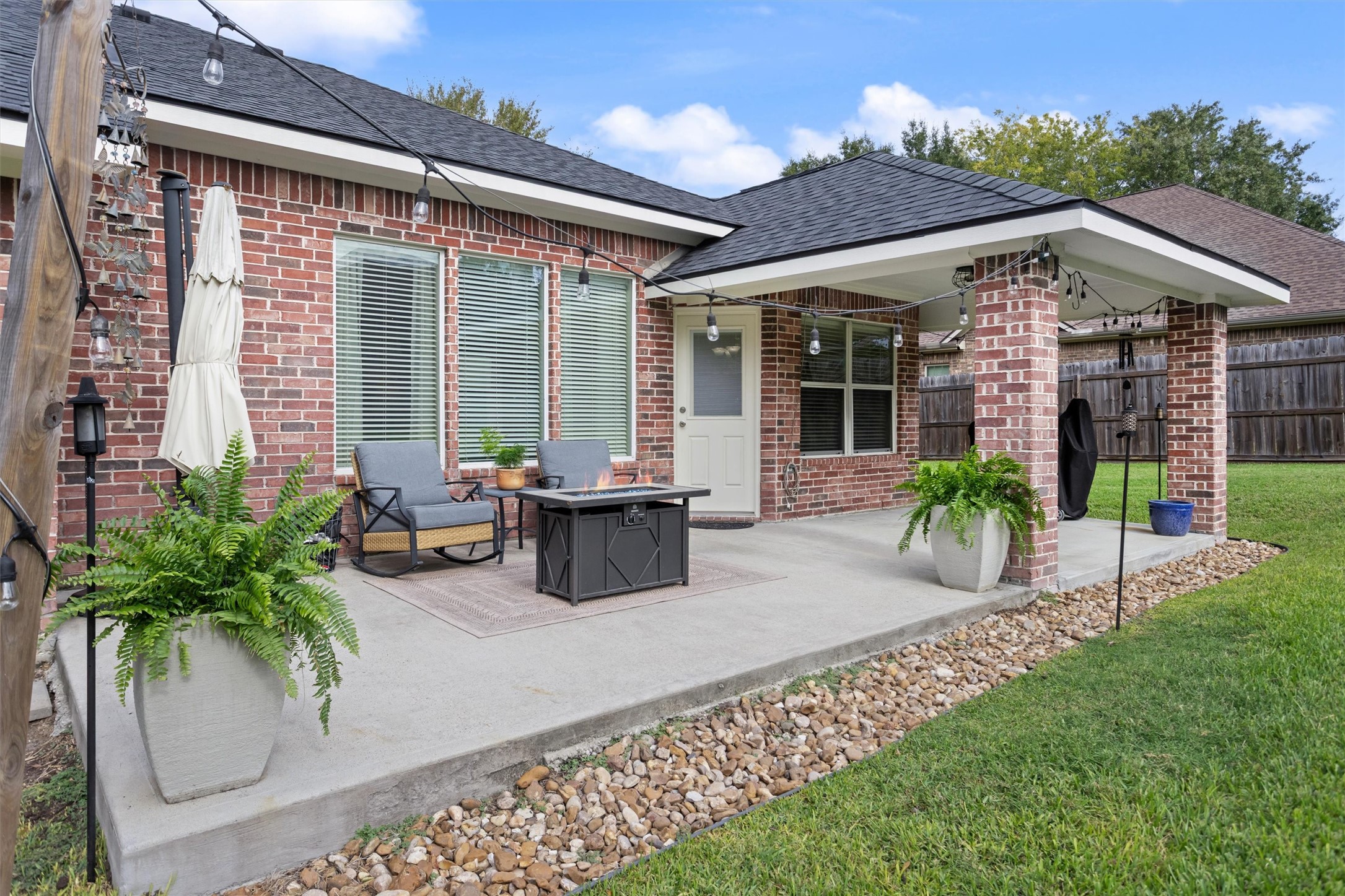 12762 Point Aquarius Boulevard, Willis, TX 77318