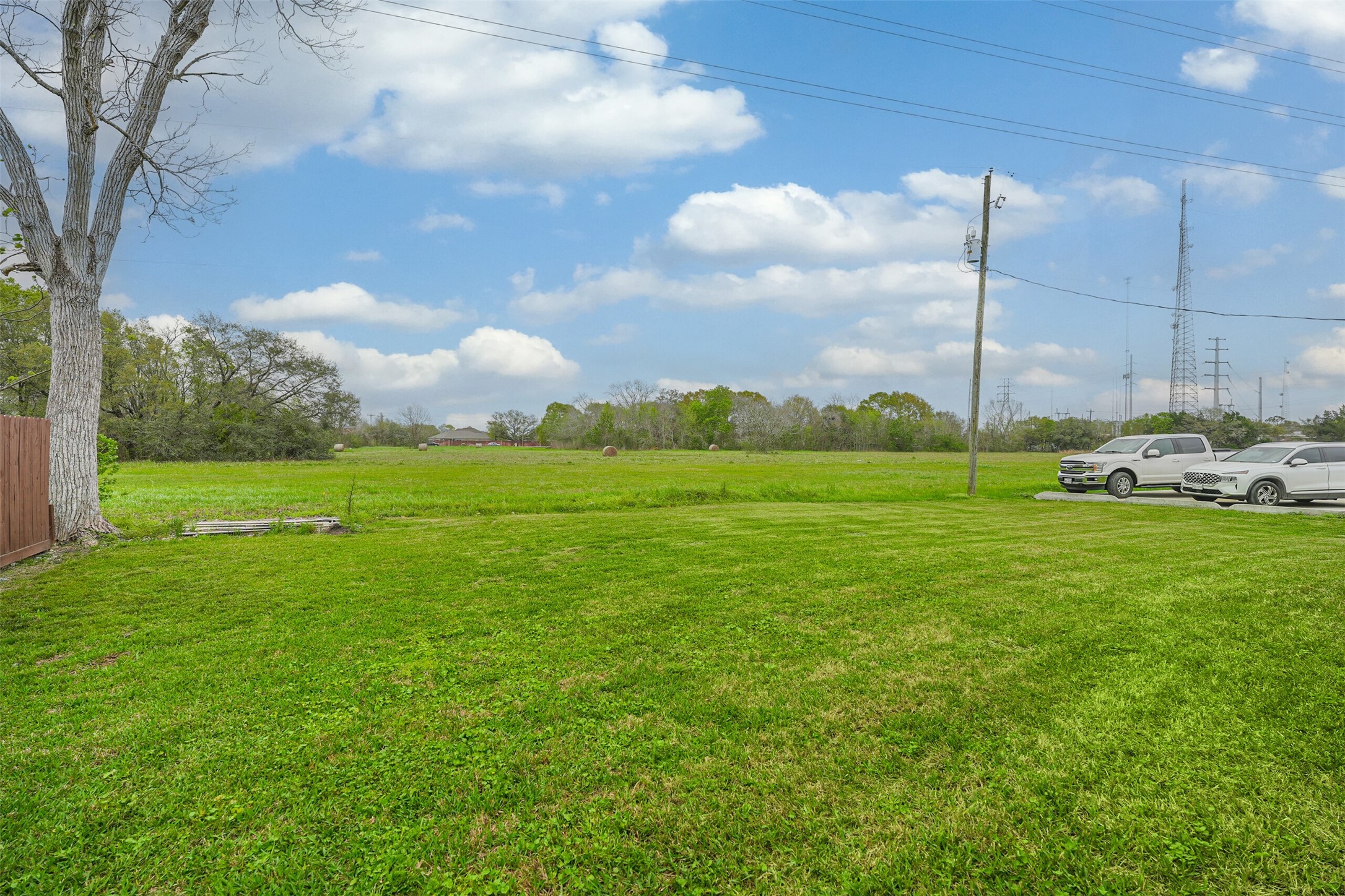 1408 W Highway 6, Alvin, TX 77511