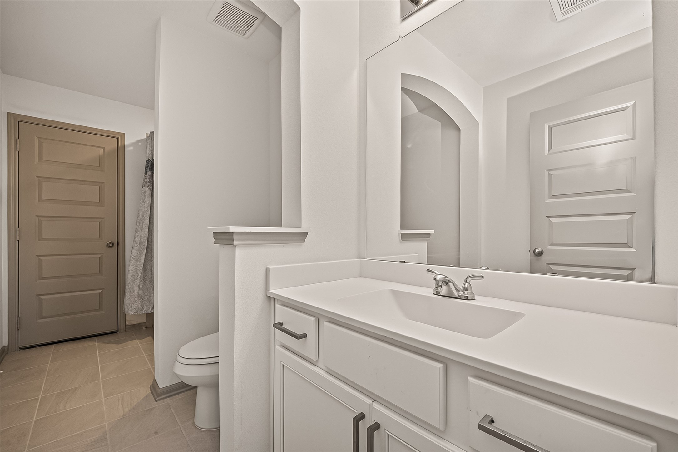 2225 Bellano Bay Drive, La Marque, TX 77568