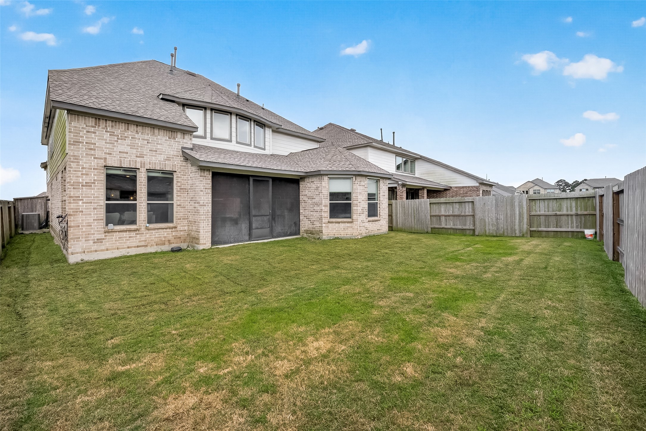 2225 Bellano Bay Drive, La Marque, TX 77568
