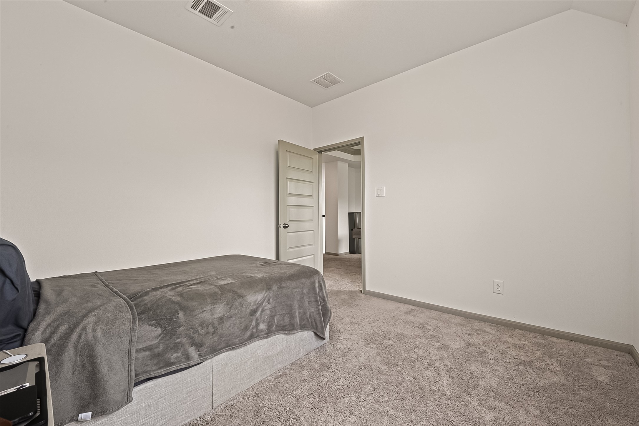 2225 Bellano Bay Drive, La Marque, TX 77568