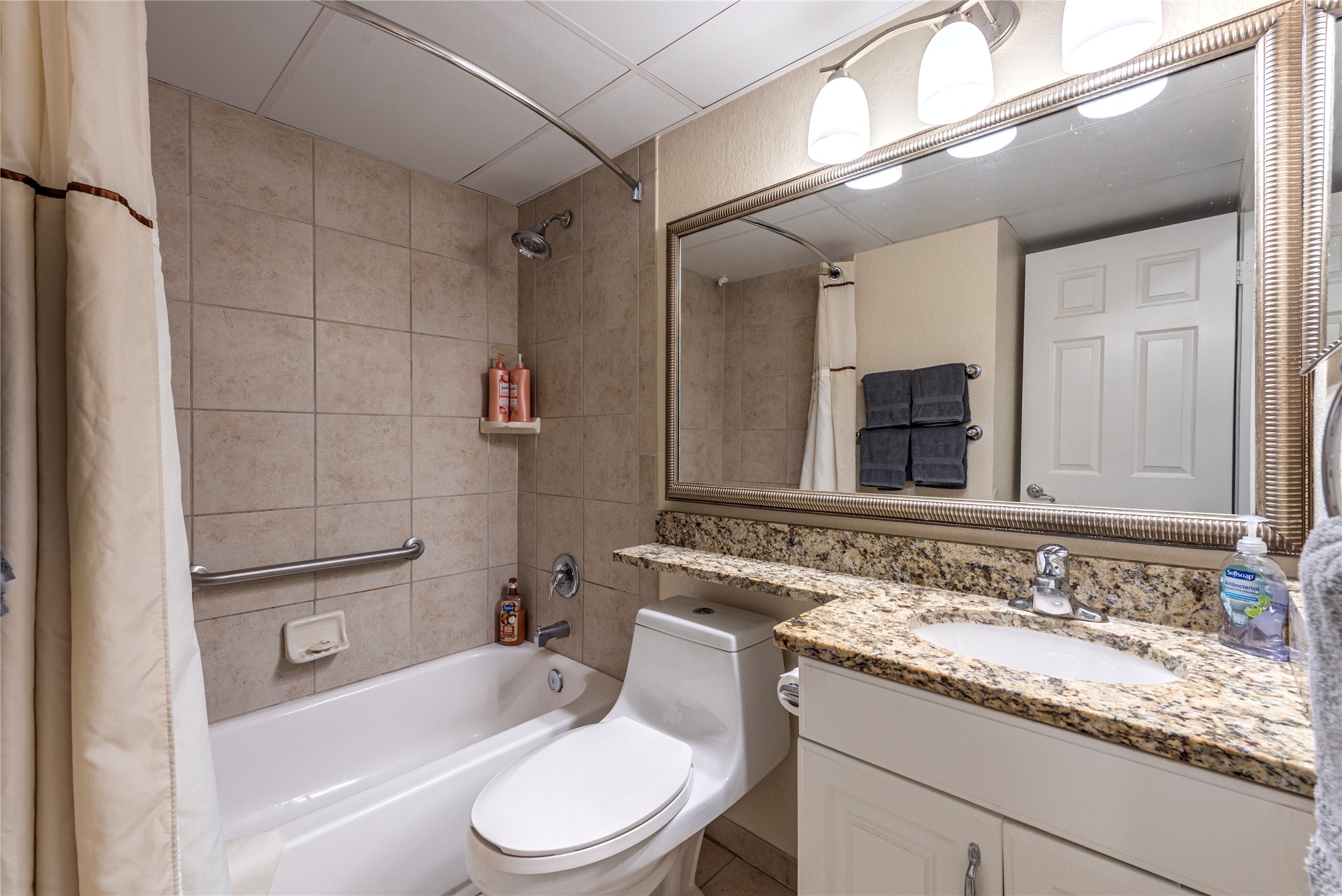6102 Seawall Boulevard, #245, Galveston, TX 77551 6102 Seawall Boulevard, #245, Galveston, TX 77551