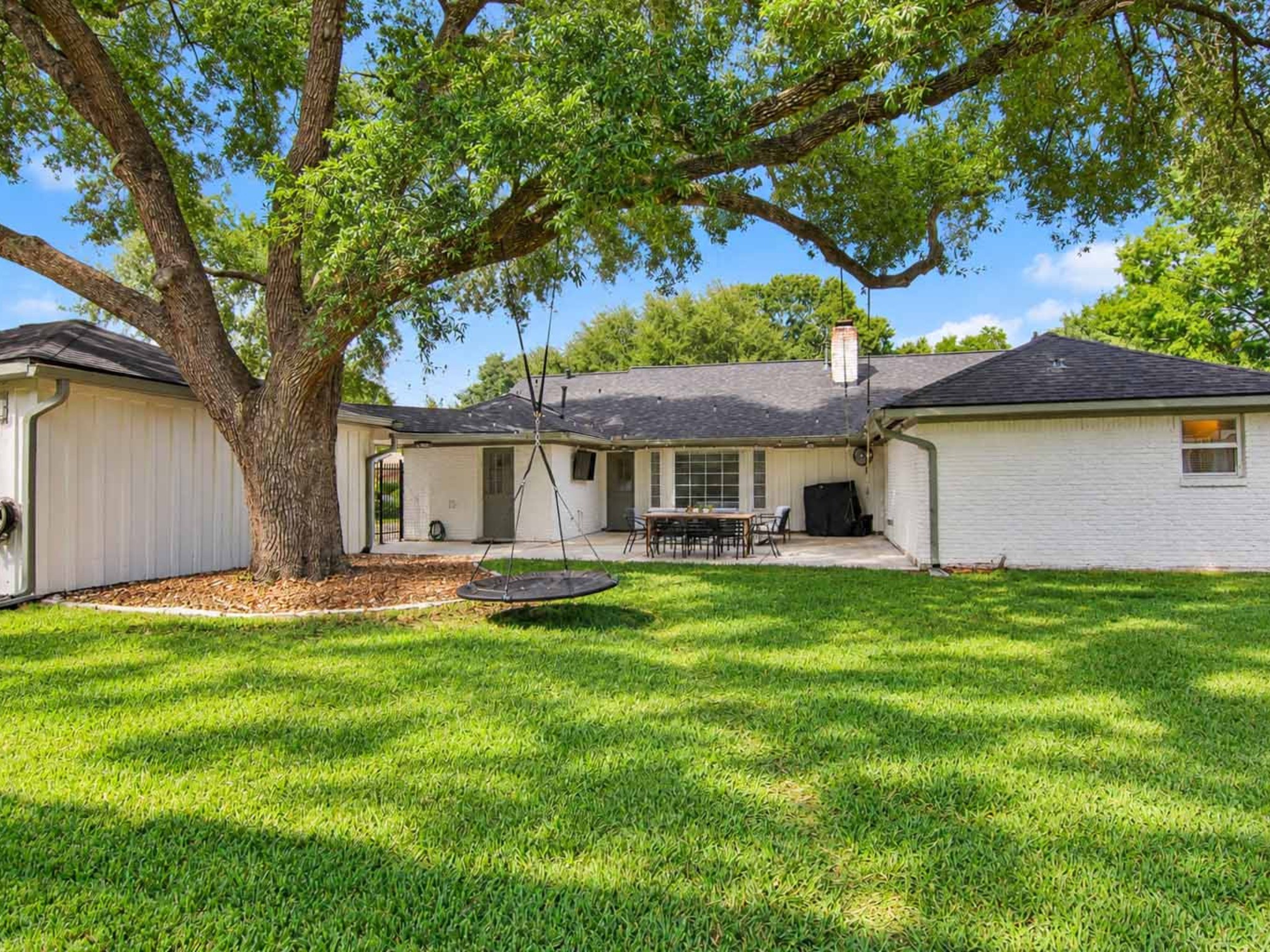 5611 Cheena Drive, Houston, TX 77096
