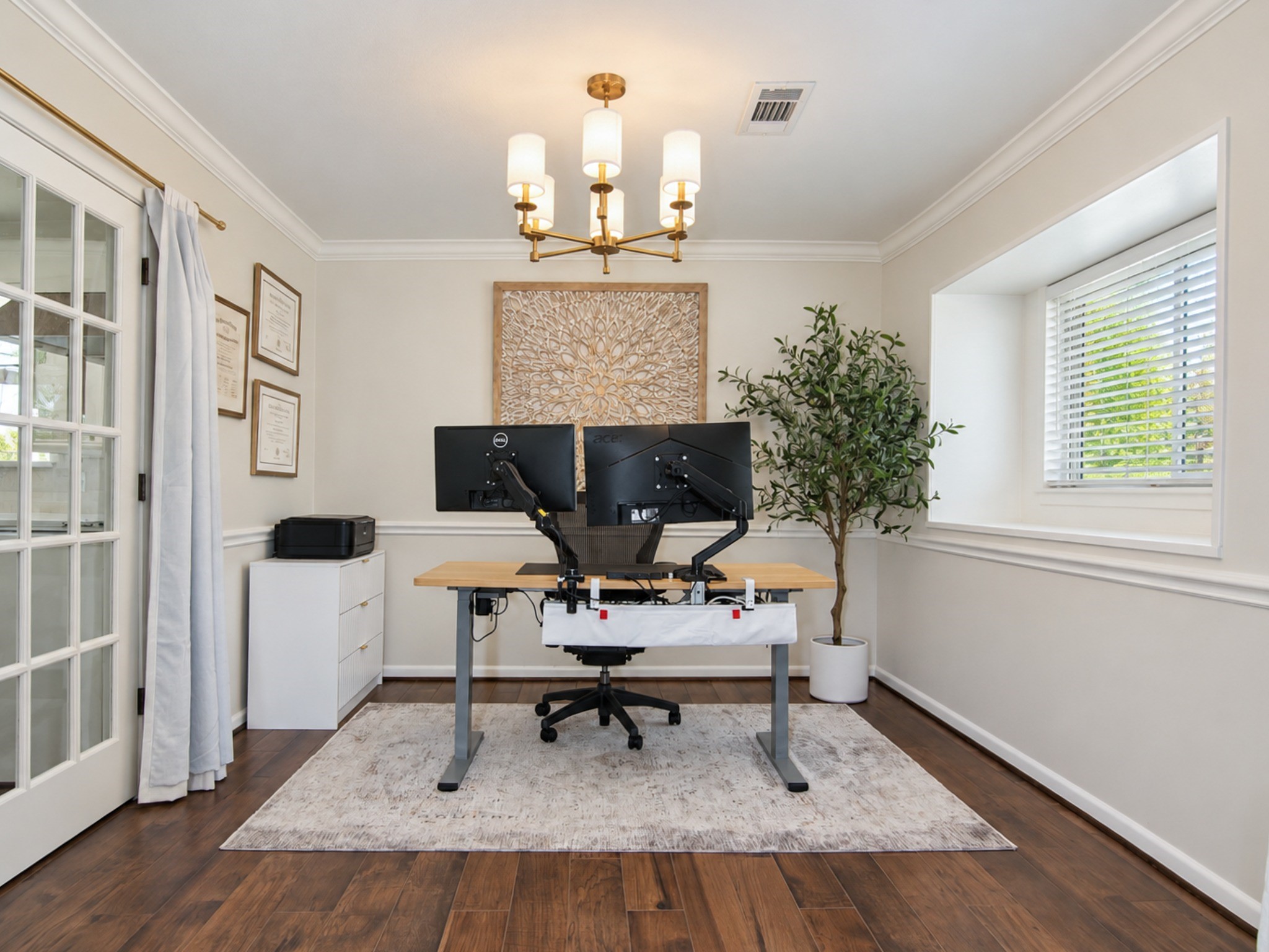 Dining room/office/flex room